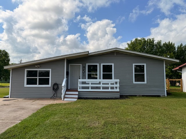 51 Blue Bonnet Court Property Photo 1