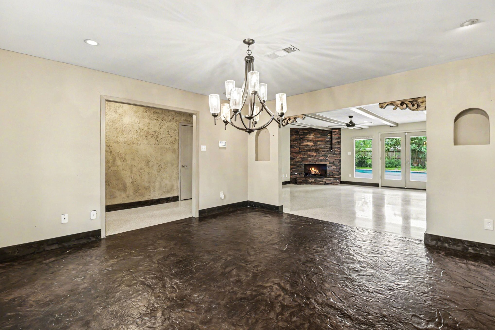 5251 Birdwood Road Property Photo 8
