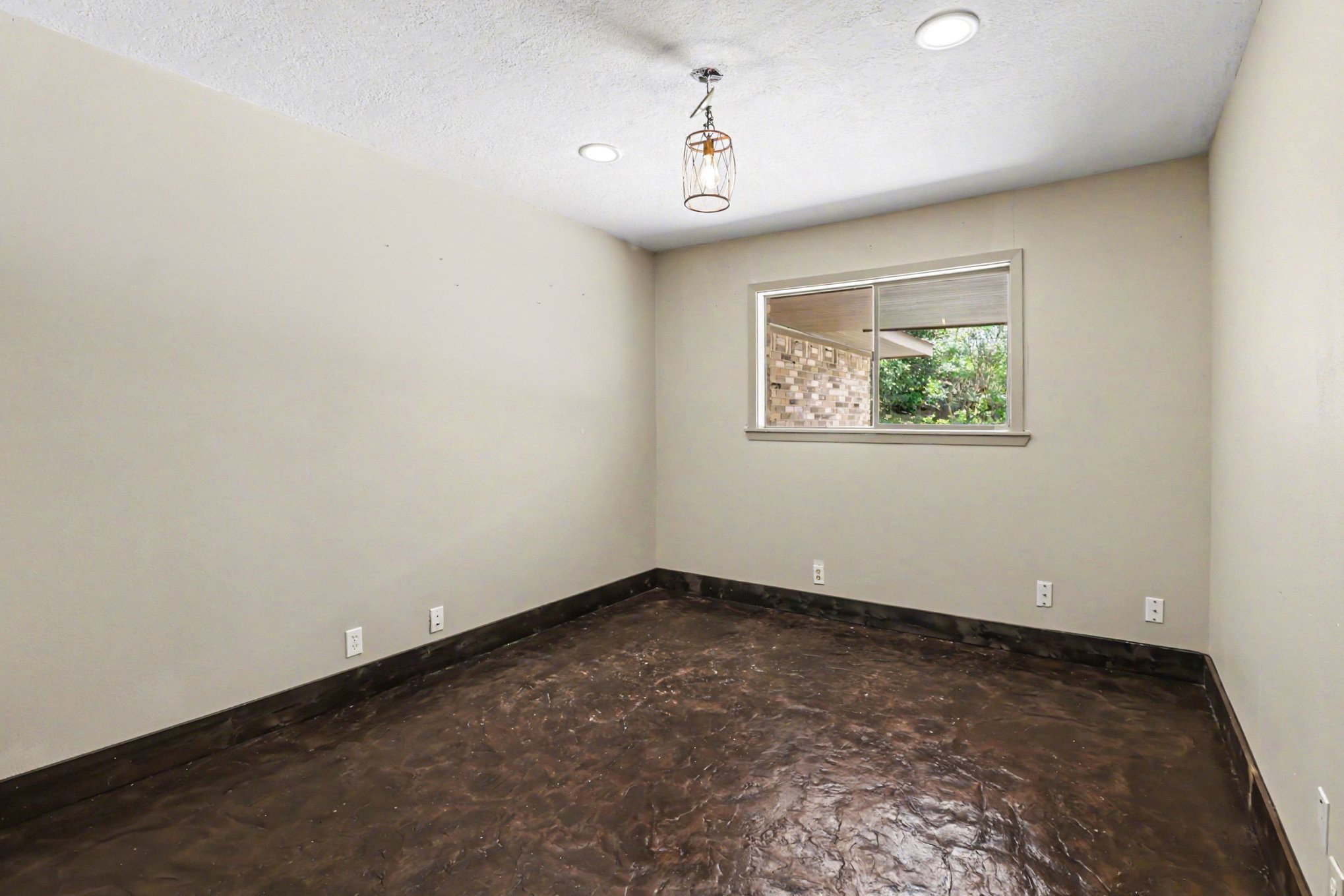 5251 Birdwood Road Property Photo 19