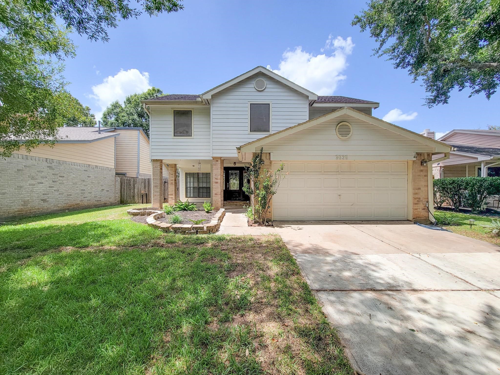 2030 Creek Valley Lane Property Photo 1