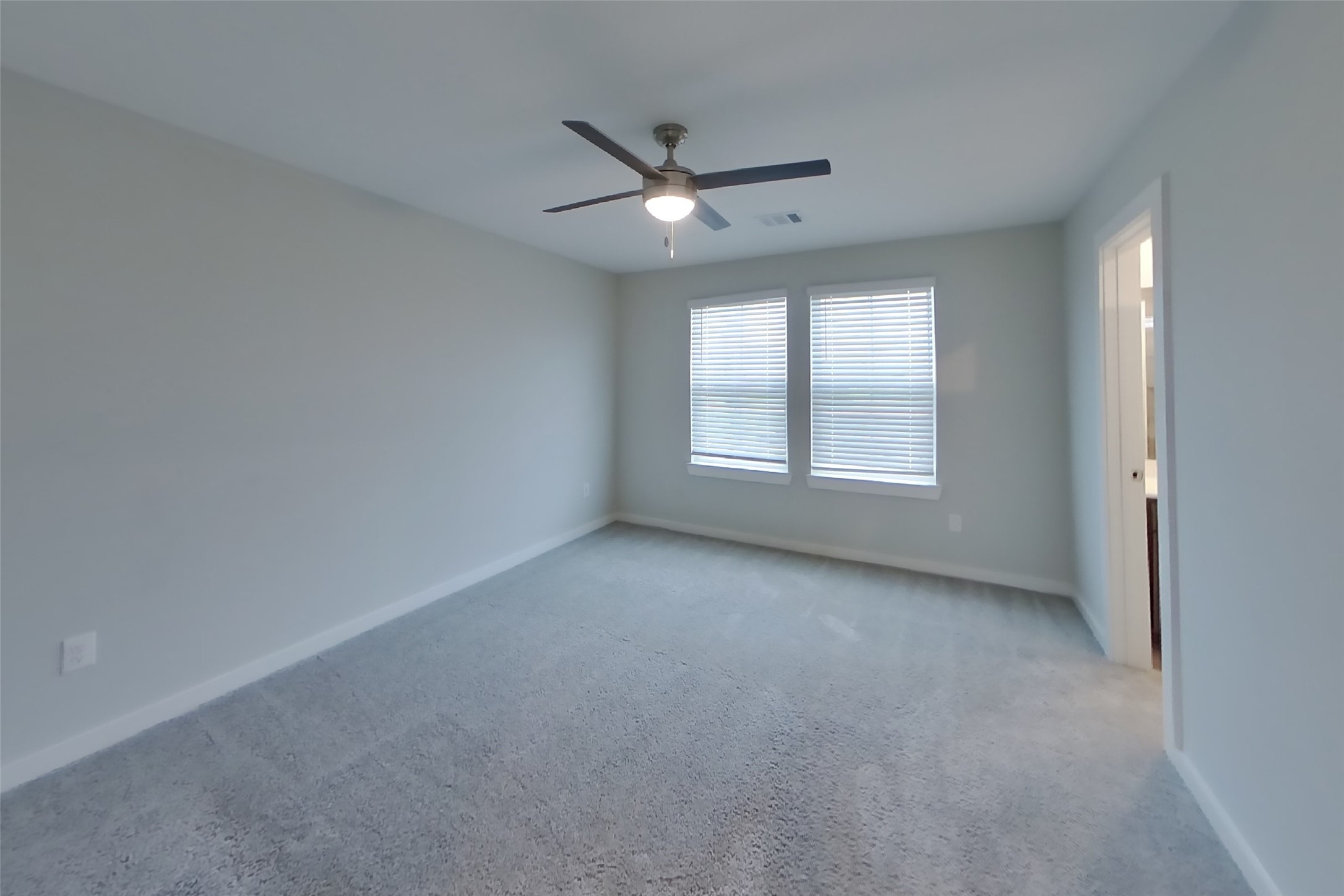 4908 San Fabiano Court Property Photo 6