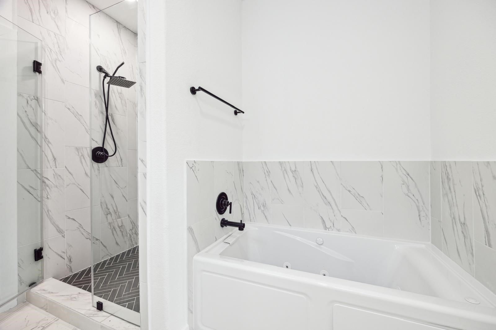 3430 Mount Pleasant Street B Property Photo 9