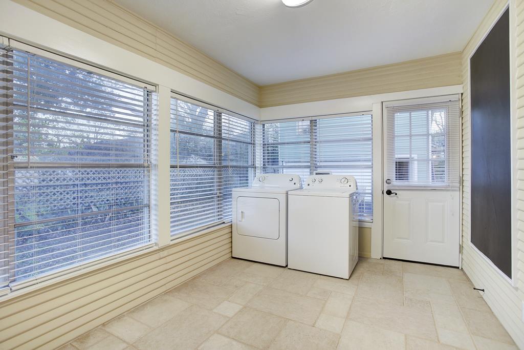 830 Key Street Property Photo 16