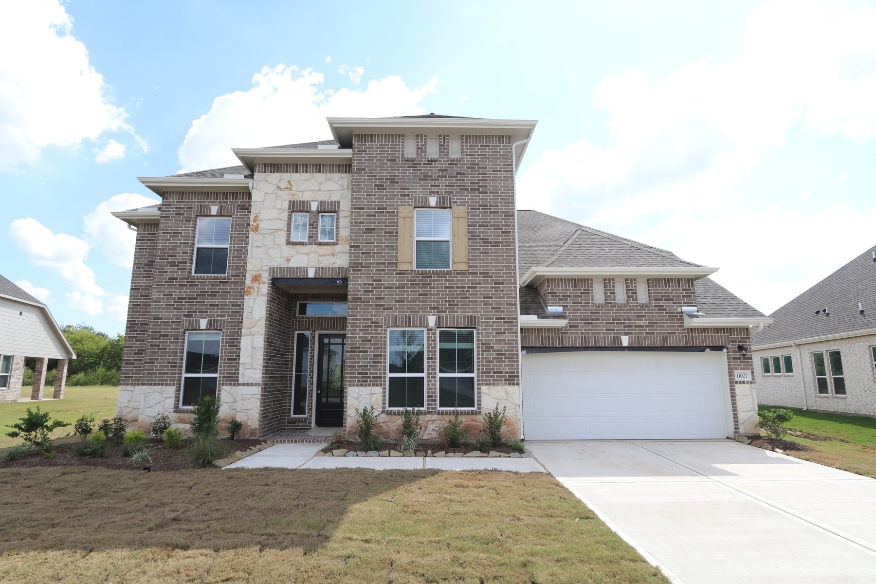 11027 Thompson Landing Property Photo 1