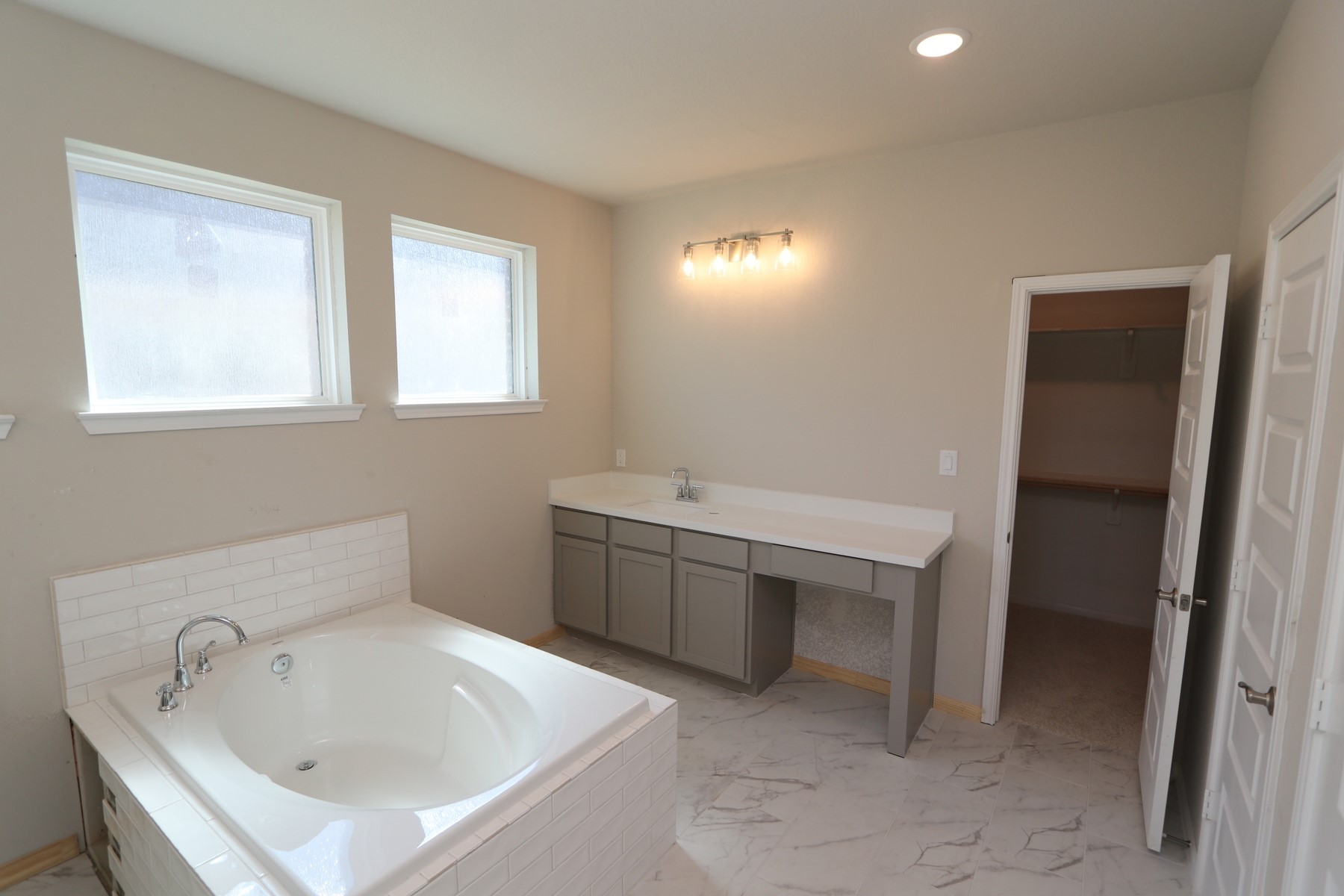 11027 Thompson Landing Property Photo 11