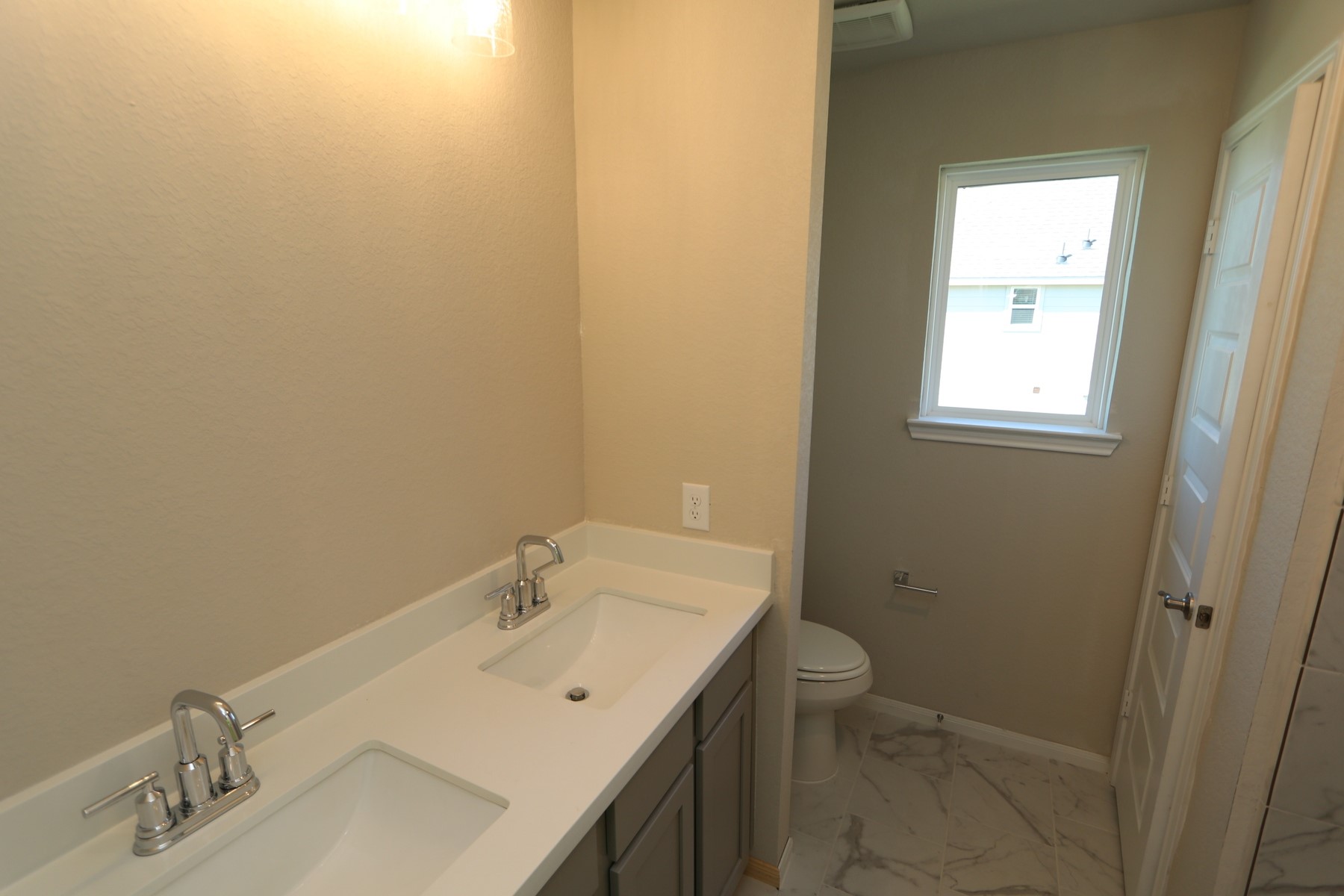 11027 Thompson Landing Property Photo 18