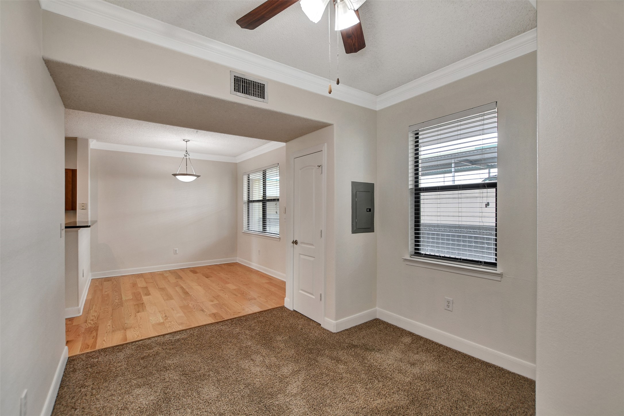 2299 Lone Star Drive 526 Property Photo 18