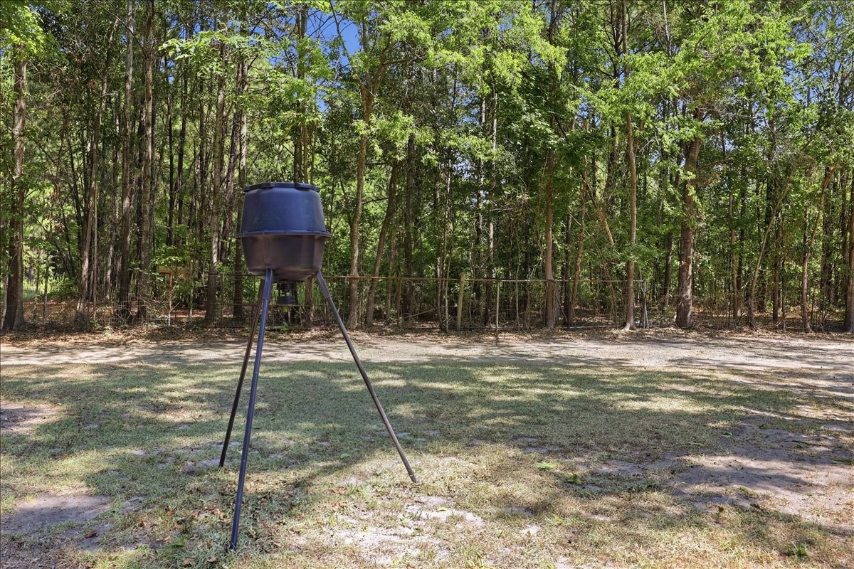 572 Spur 165 Property Photo 38