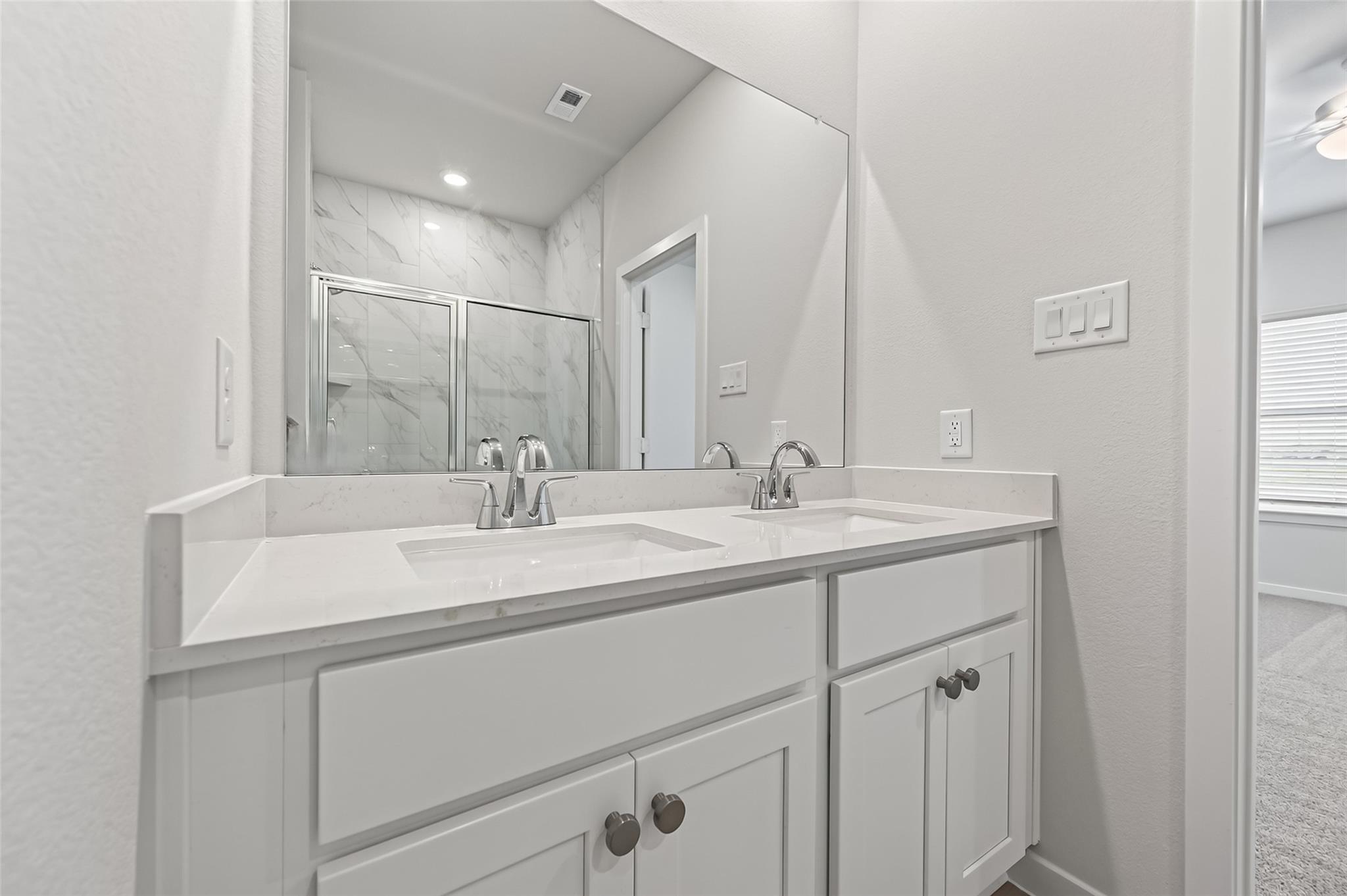 26134 Venus Trap Trail Property Photo 34