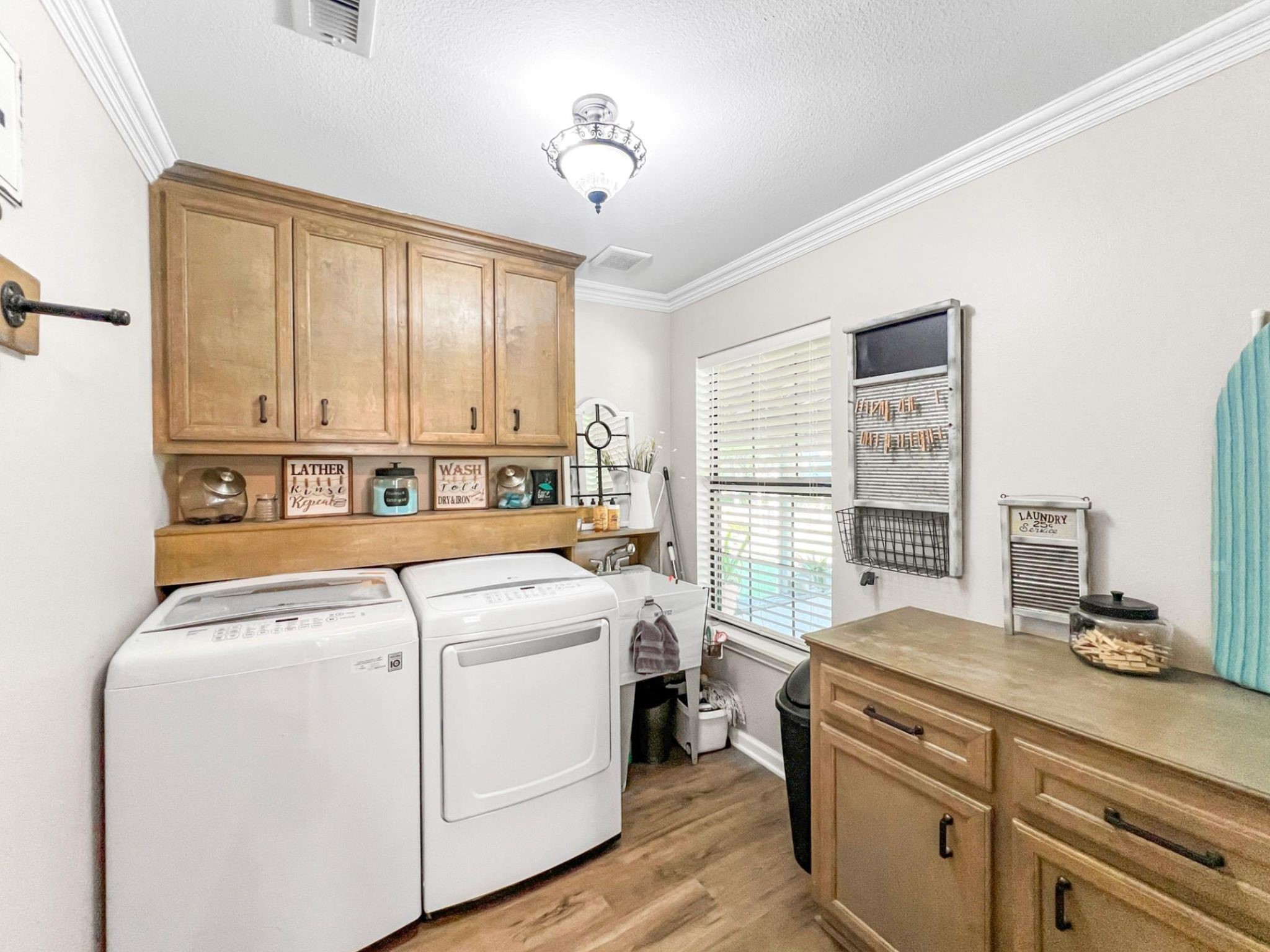 9731 Hadden Road Property Photo 16