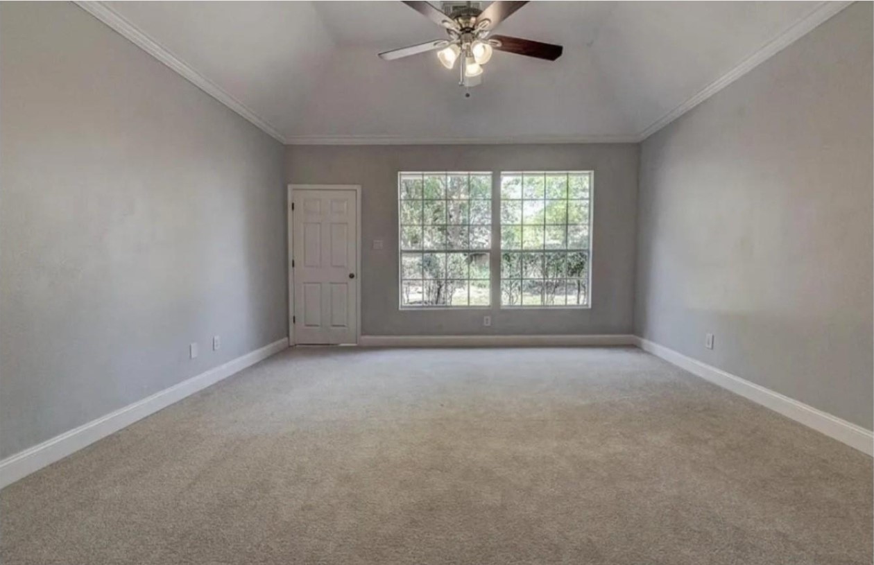 2606 S Strathford Lane Property Photo 17