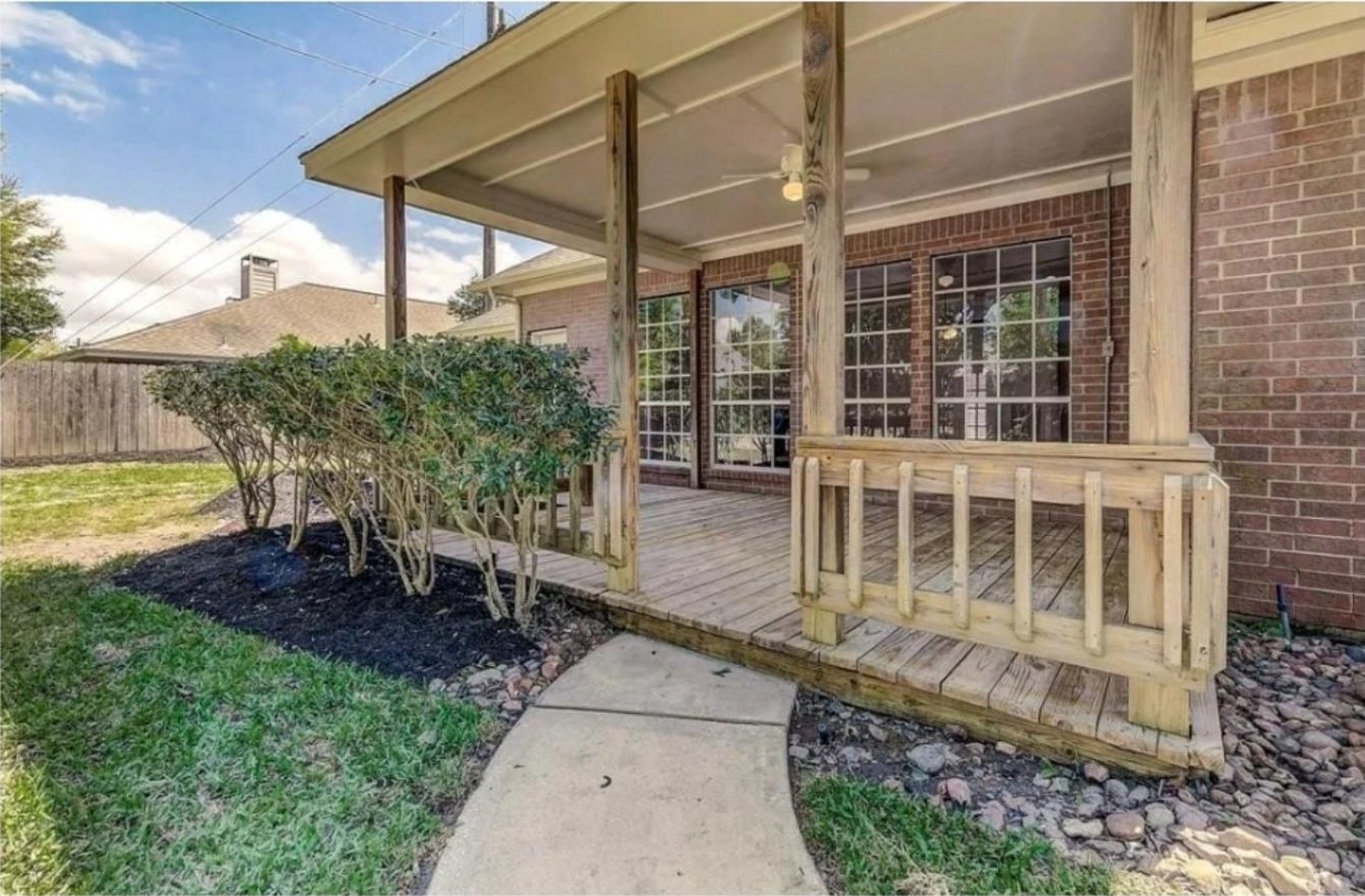 2606 S Strathford Lane Property Photo 21