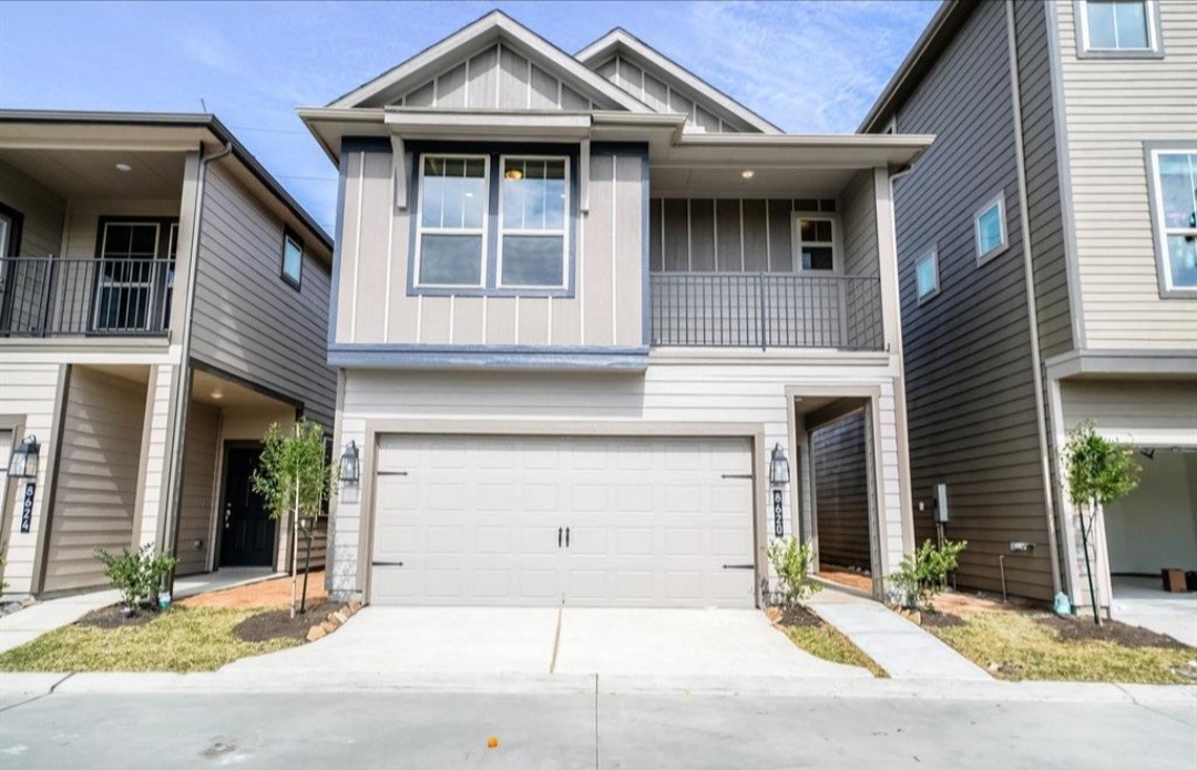 8620 Hollyoaks Creek Lane Property Photo 1