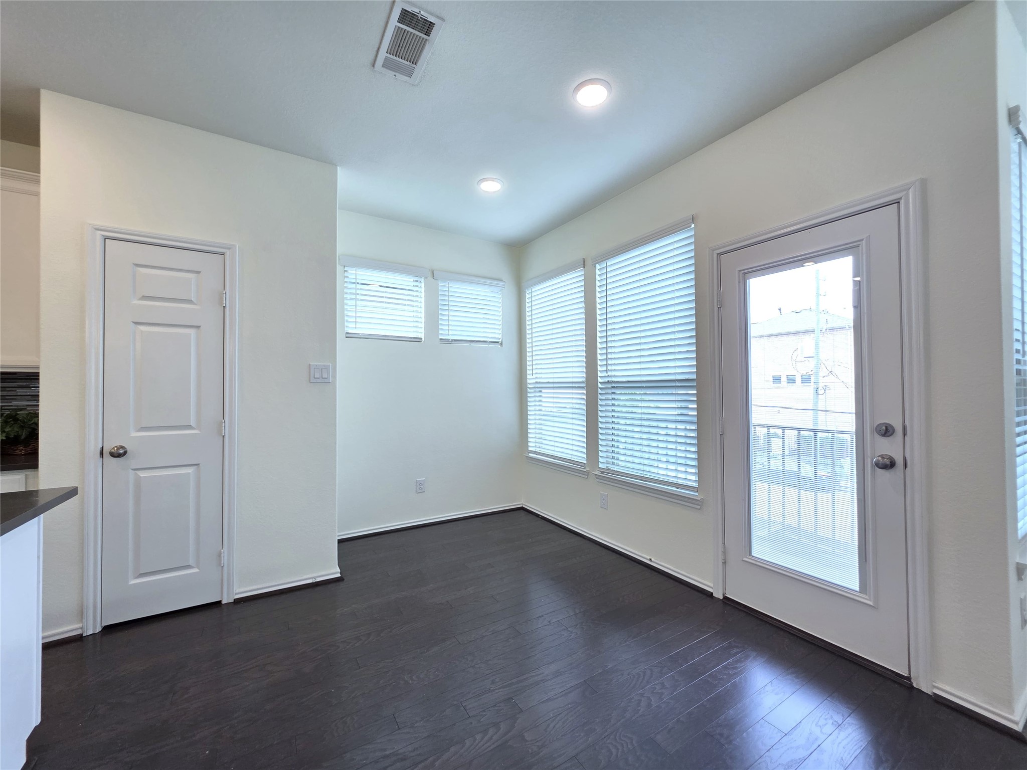 8620 Hollyoaks Creek Lane Property Photo 10