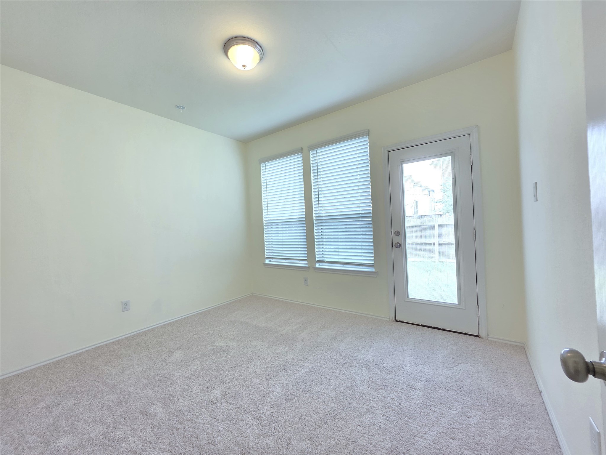 8620 Hollyoaks Creek Lane Property Photo 16