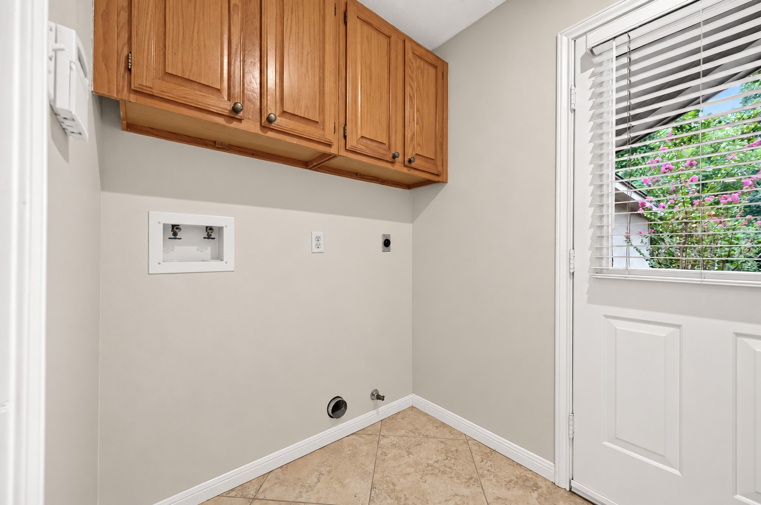 16405 Smith Street Property Photo 19