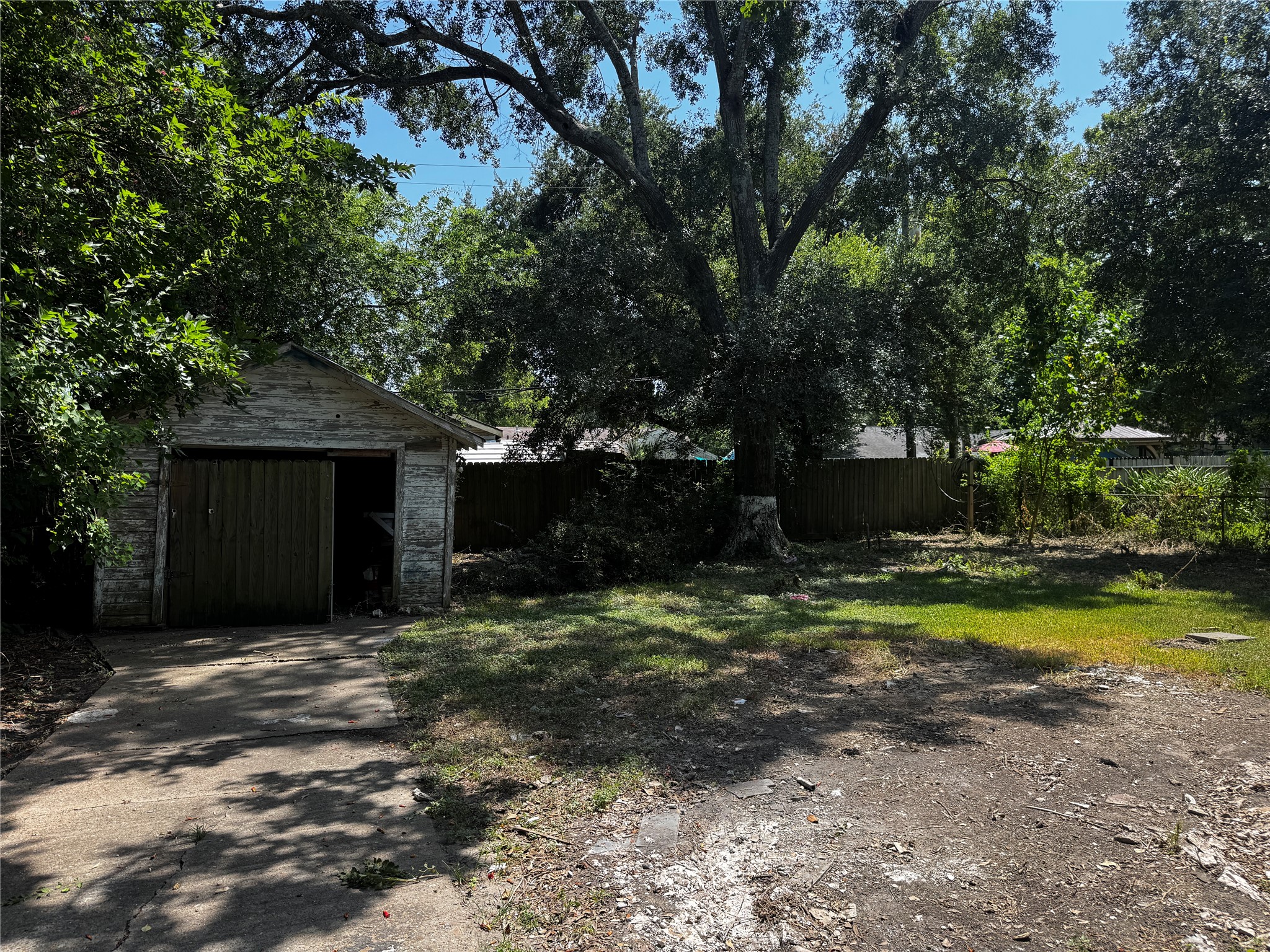 1119 15th Avenue N Property Photo 2