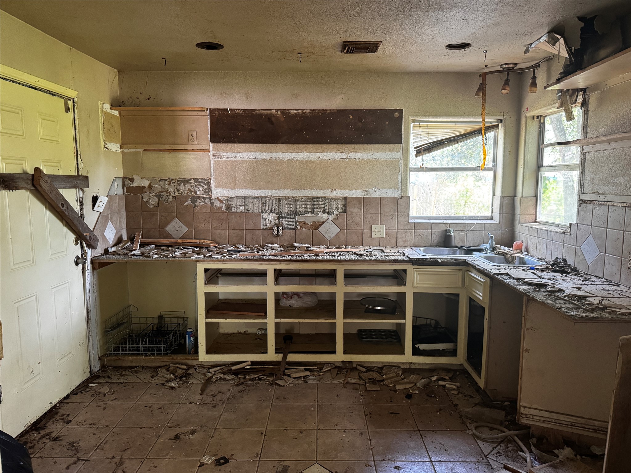 1119 15th Avenue N Property Photo 5