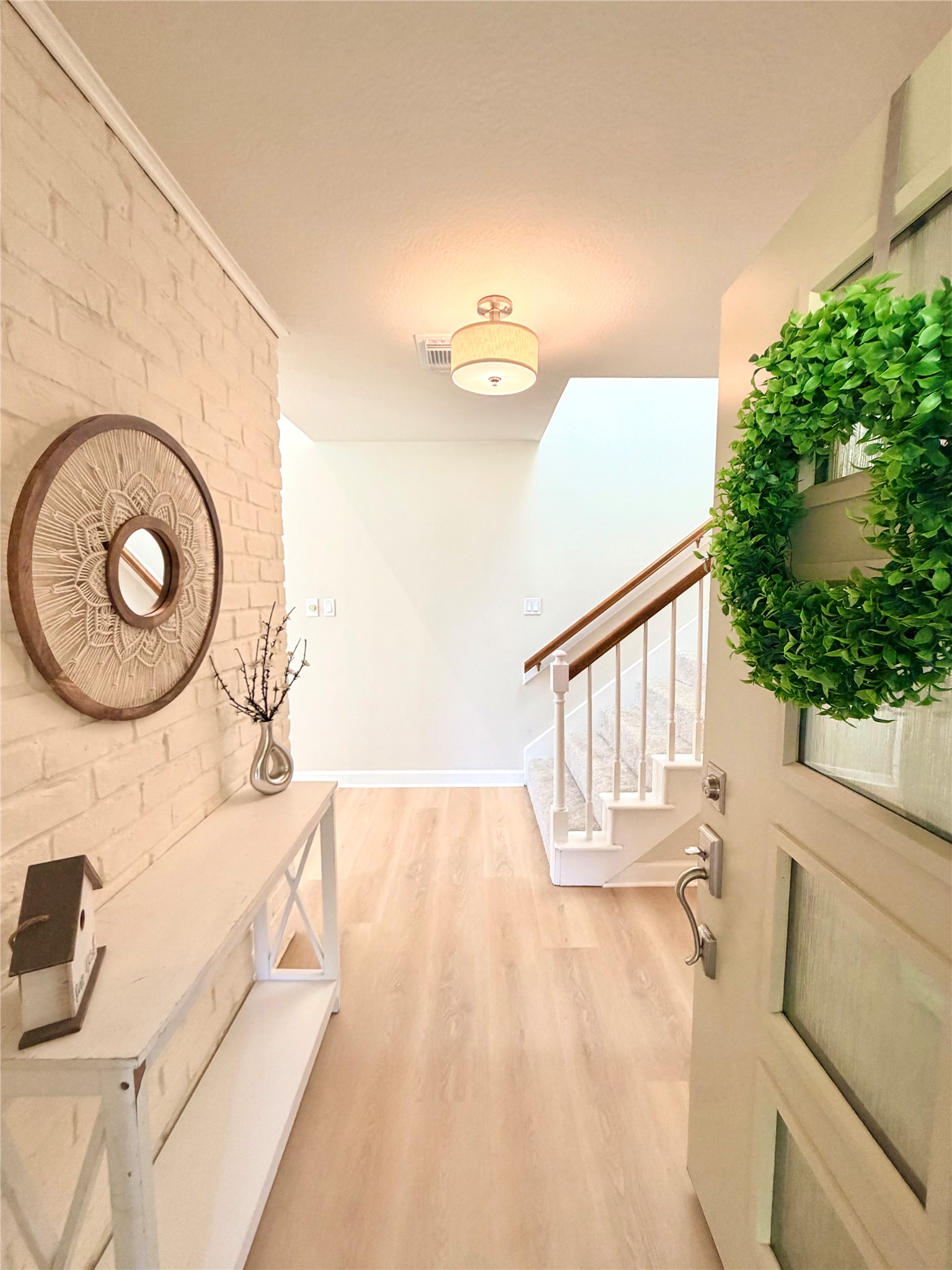18127 Heaton Drive Property Photo 7