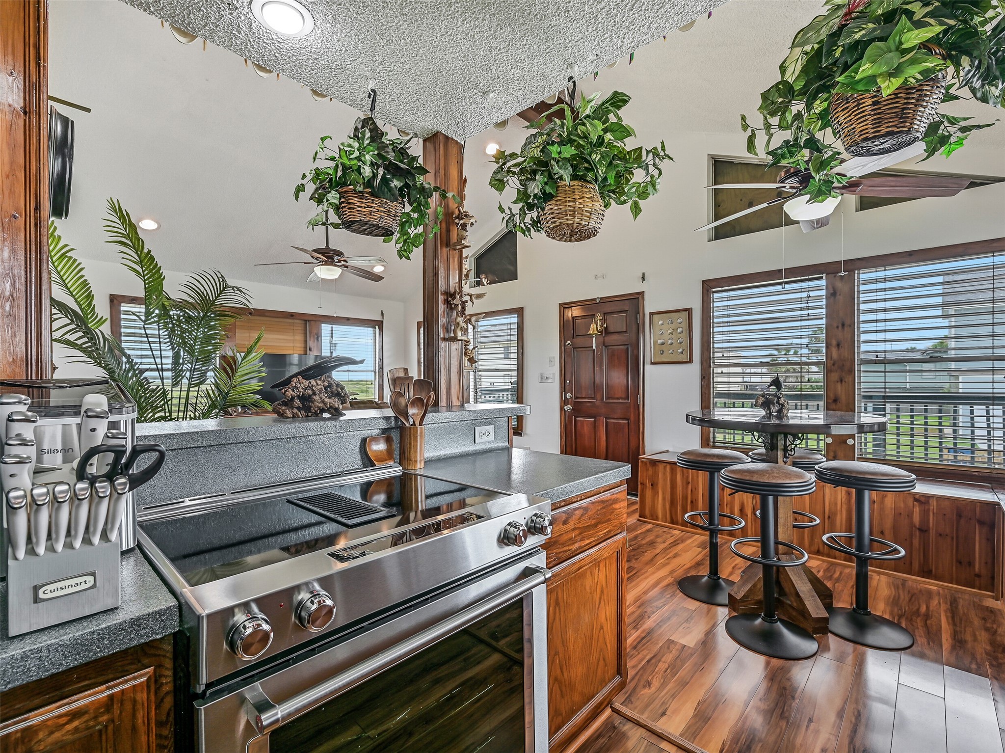 16510 Edward Teach Road Property Photo 12