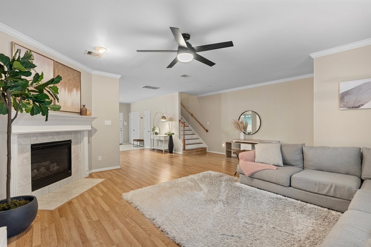 2865 Westhollow Drive 3 Property Photo 1