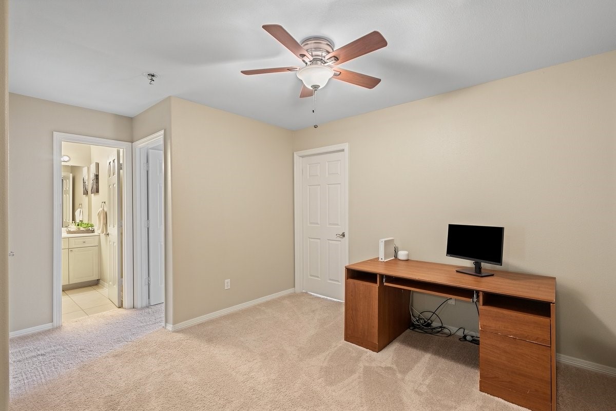 2865 Westhollow Drive 3 Property Photo 19