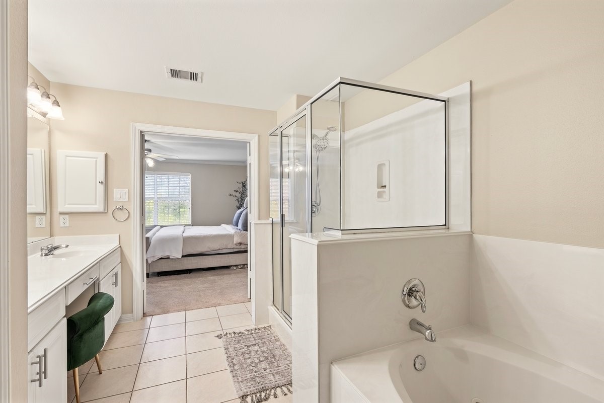 2865 Westhollow Drive 3 Property Photo 24