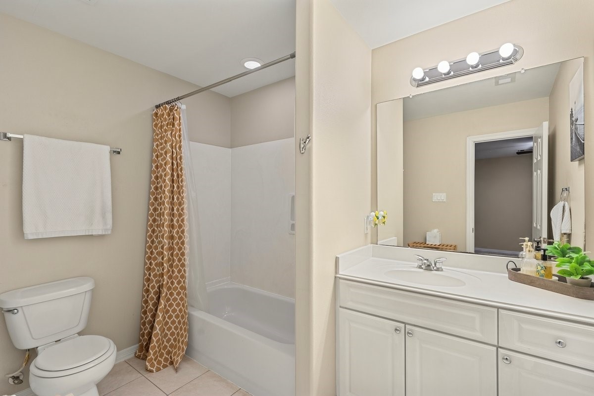 2865 Westhollow Drive 3 Property Photo 28