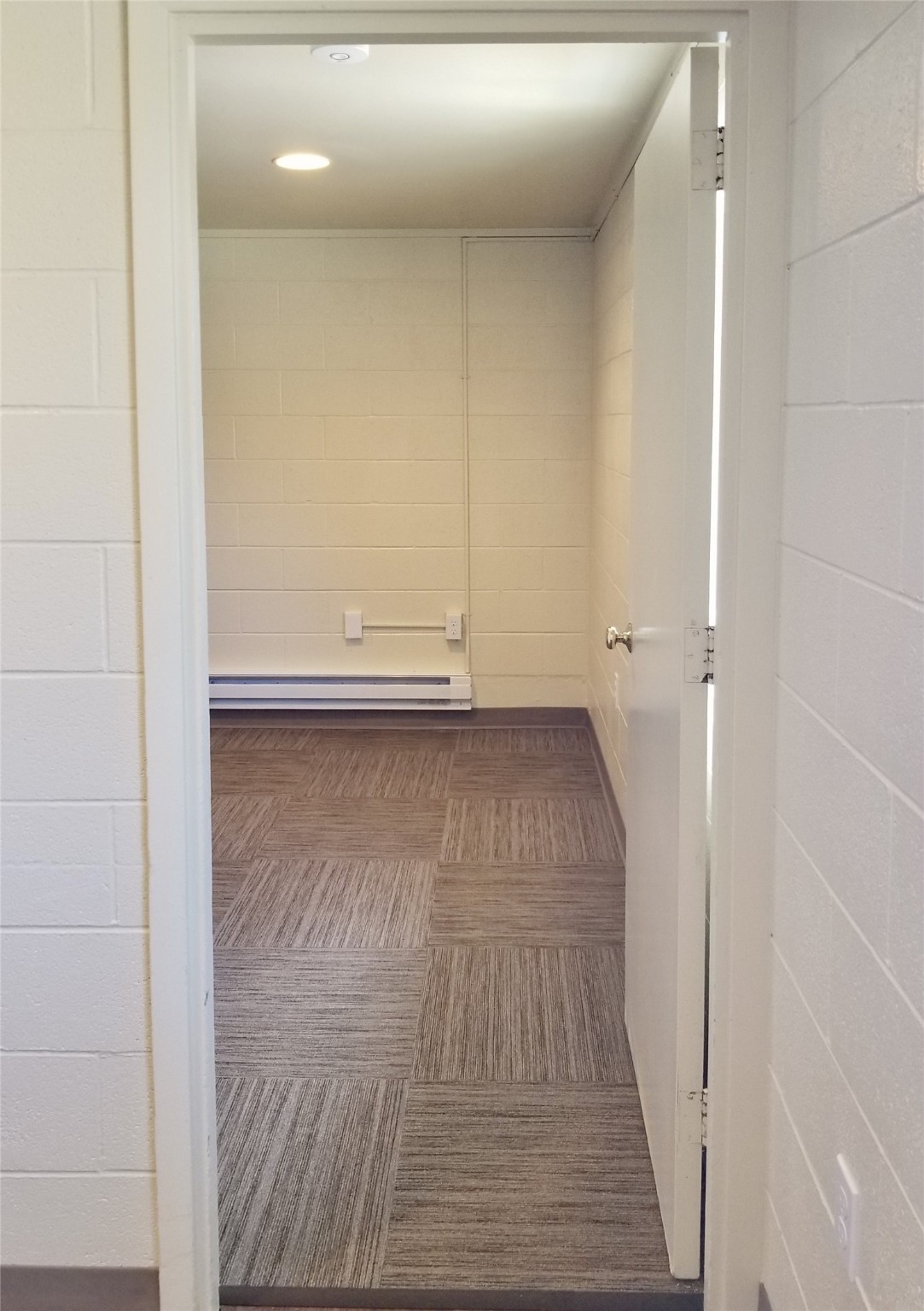 311 N Elizabeth St Property Photo 16