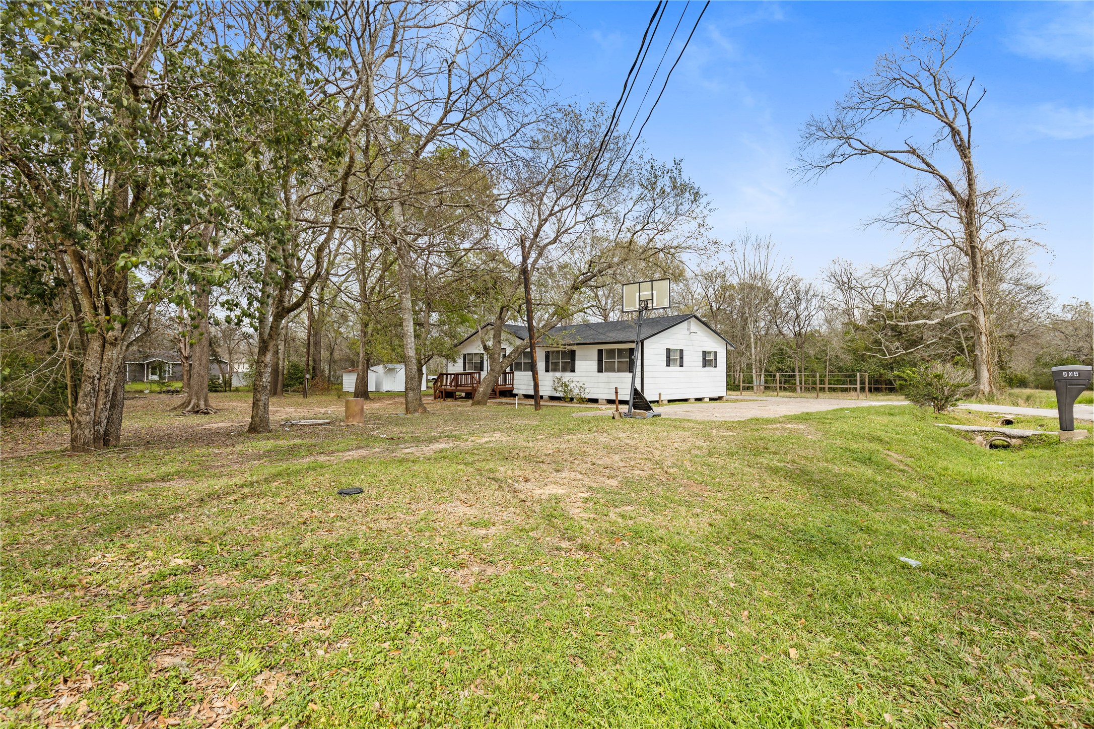 804 Avenue I Property Photo 34