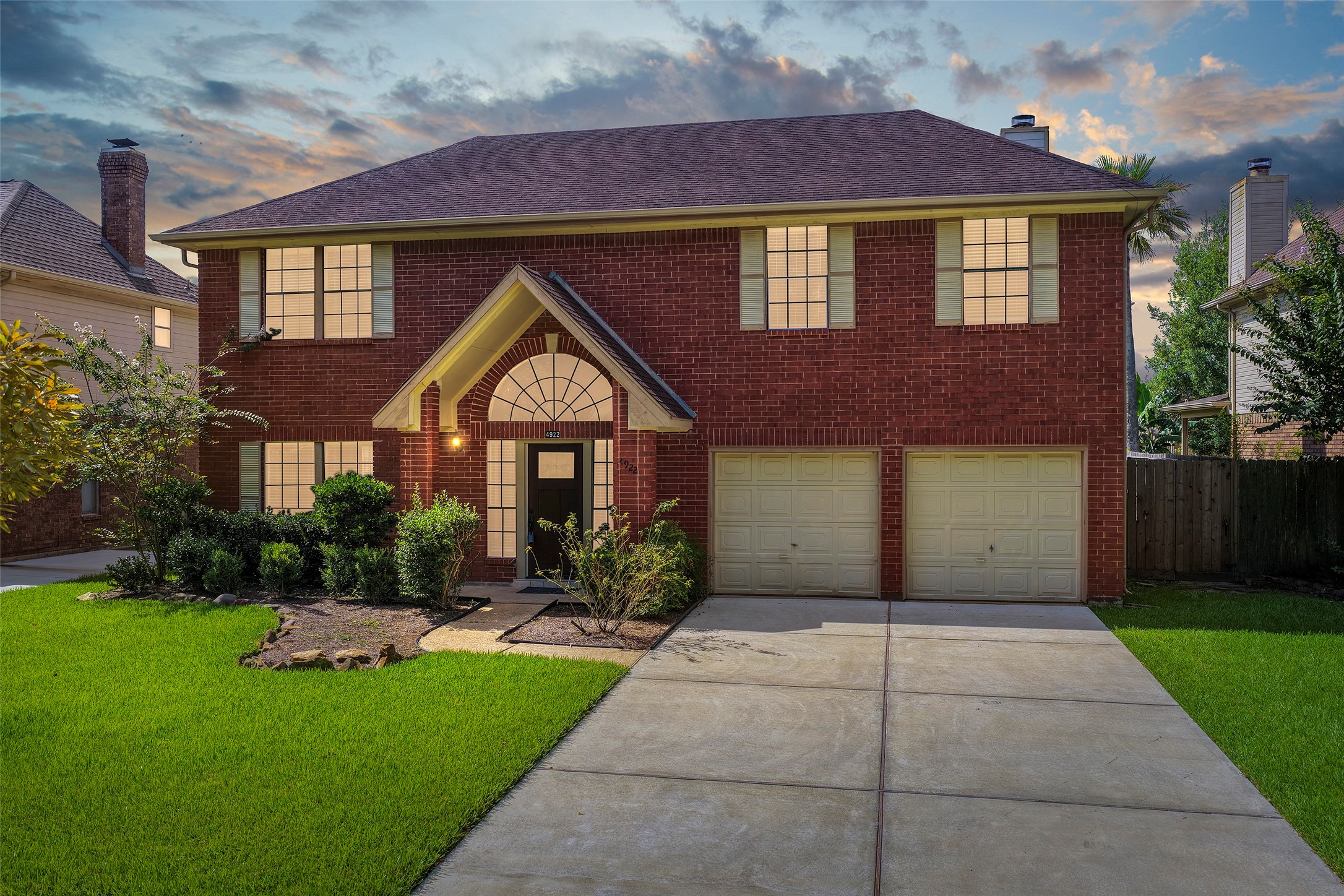 4922 Moss Run Drive Property Photo 1