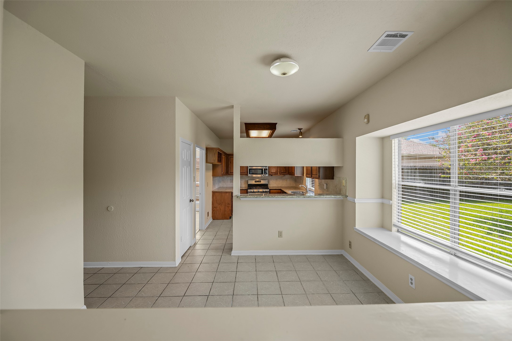 4922 Moss Run Drive Property Photo 10