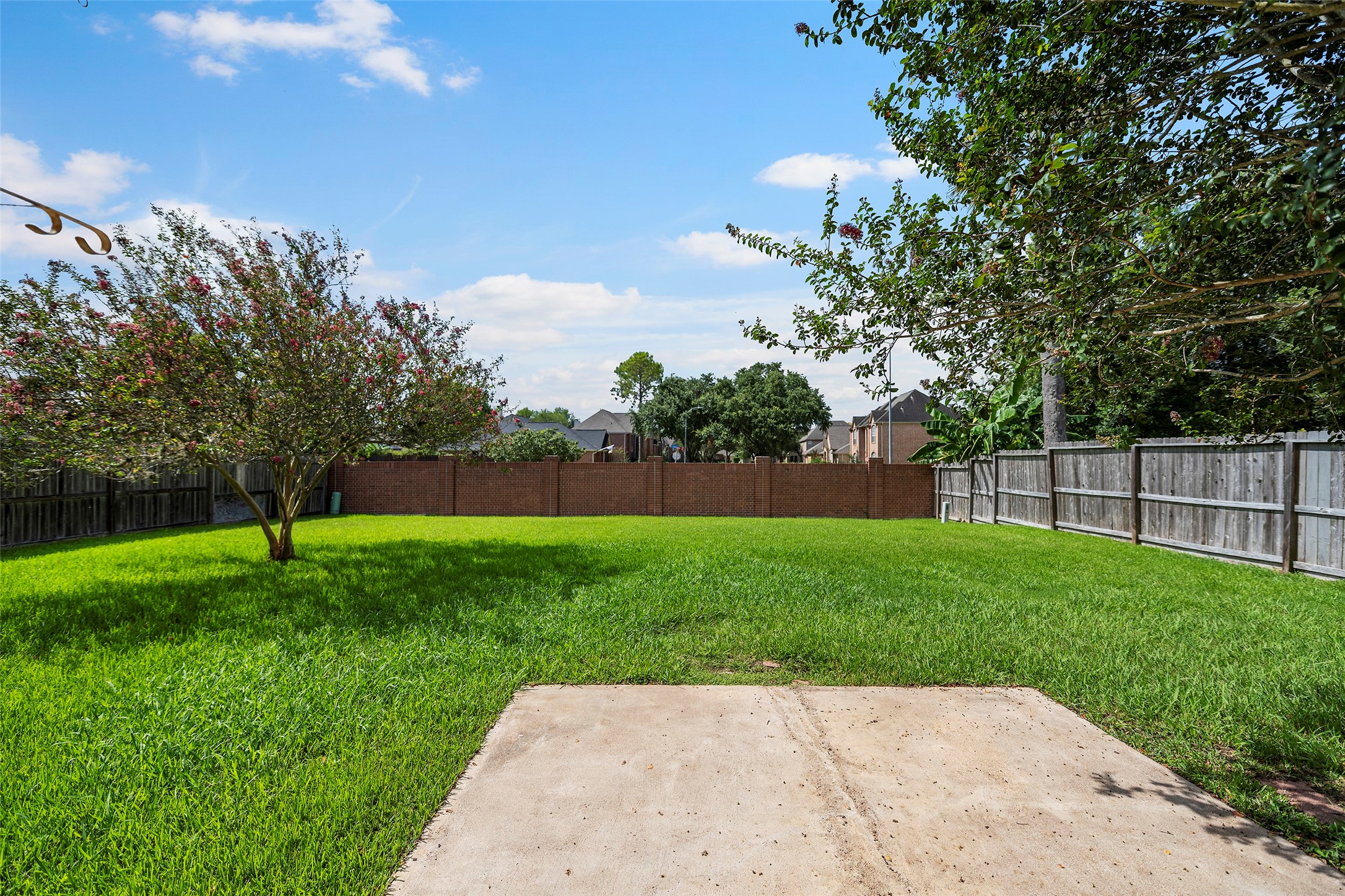 4922 Moss Run Drive Property Photo 18