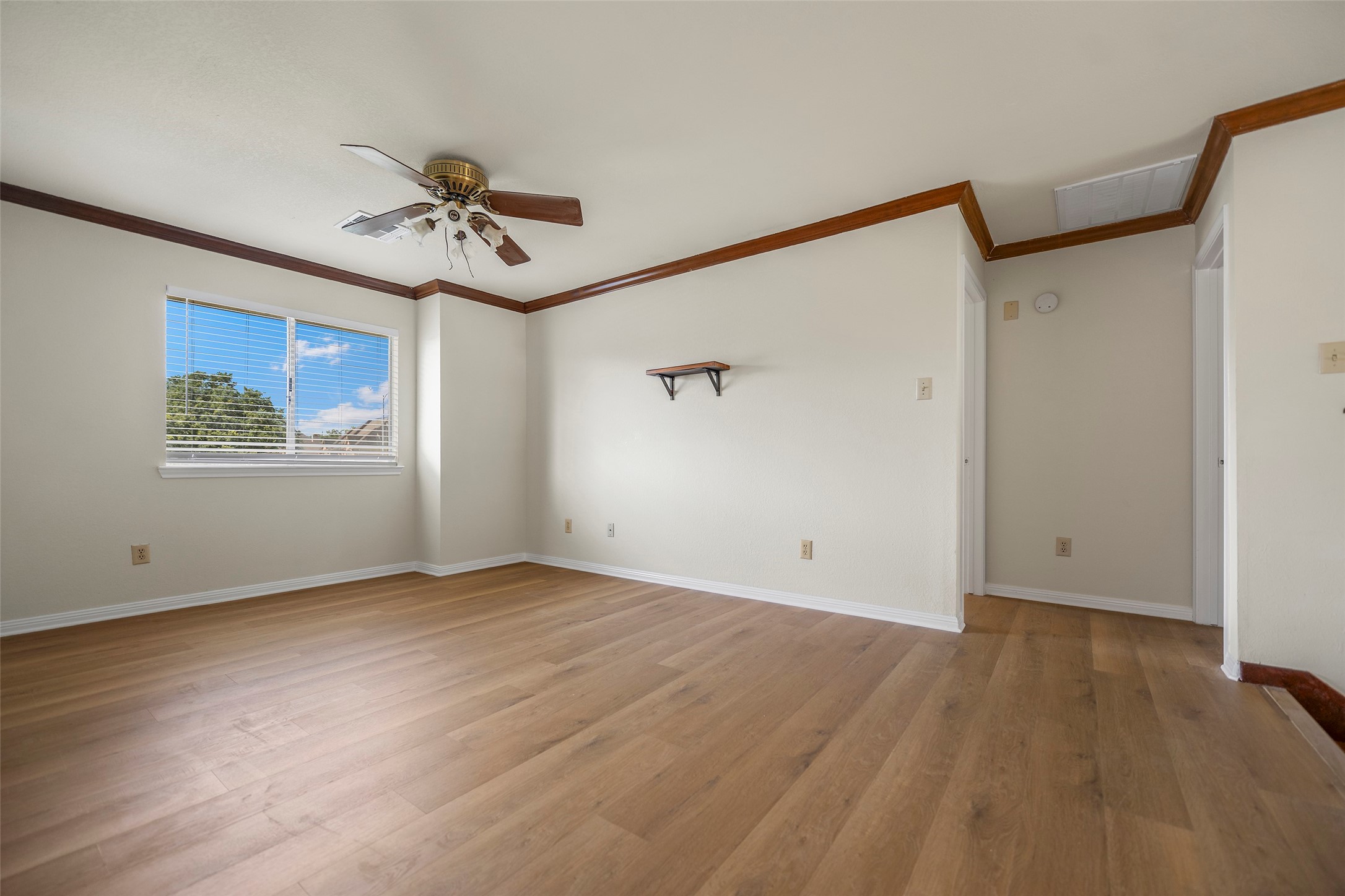 4922 Moss Run Drive Property Photo 28