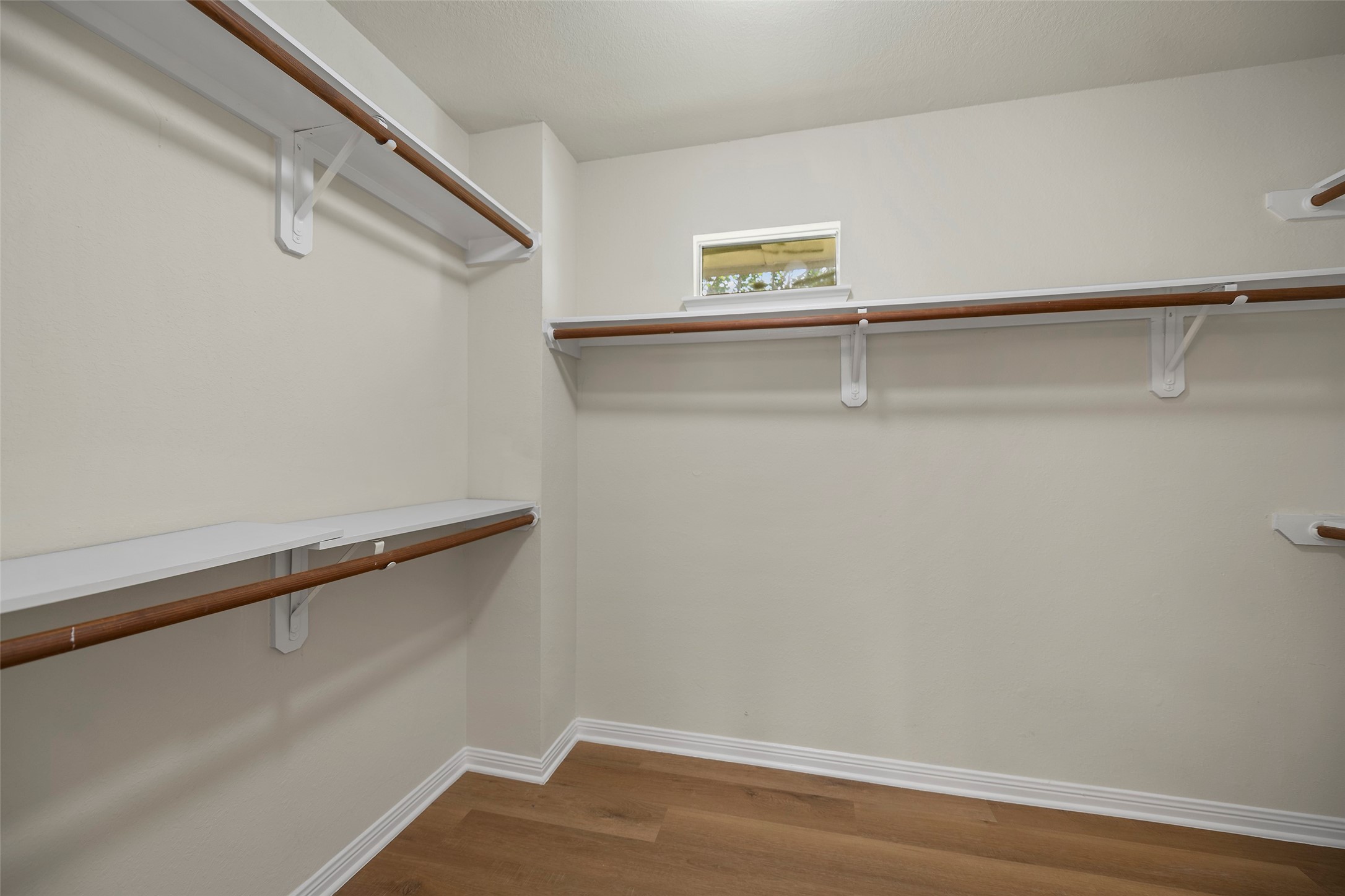 4922 Moss Run Drive Property Photo 34