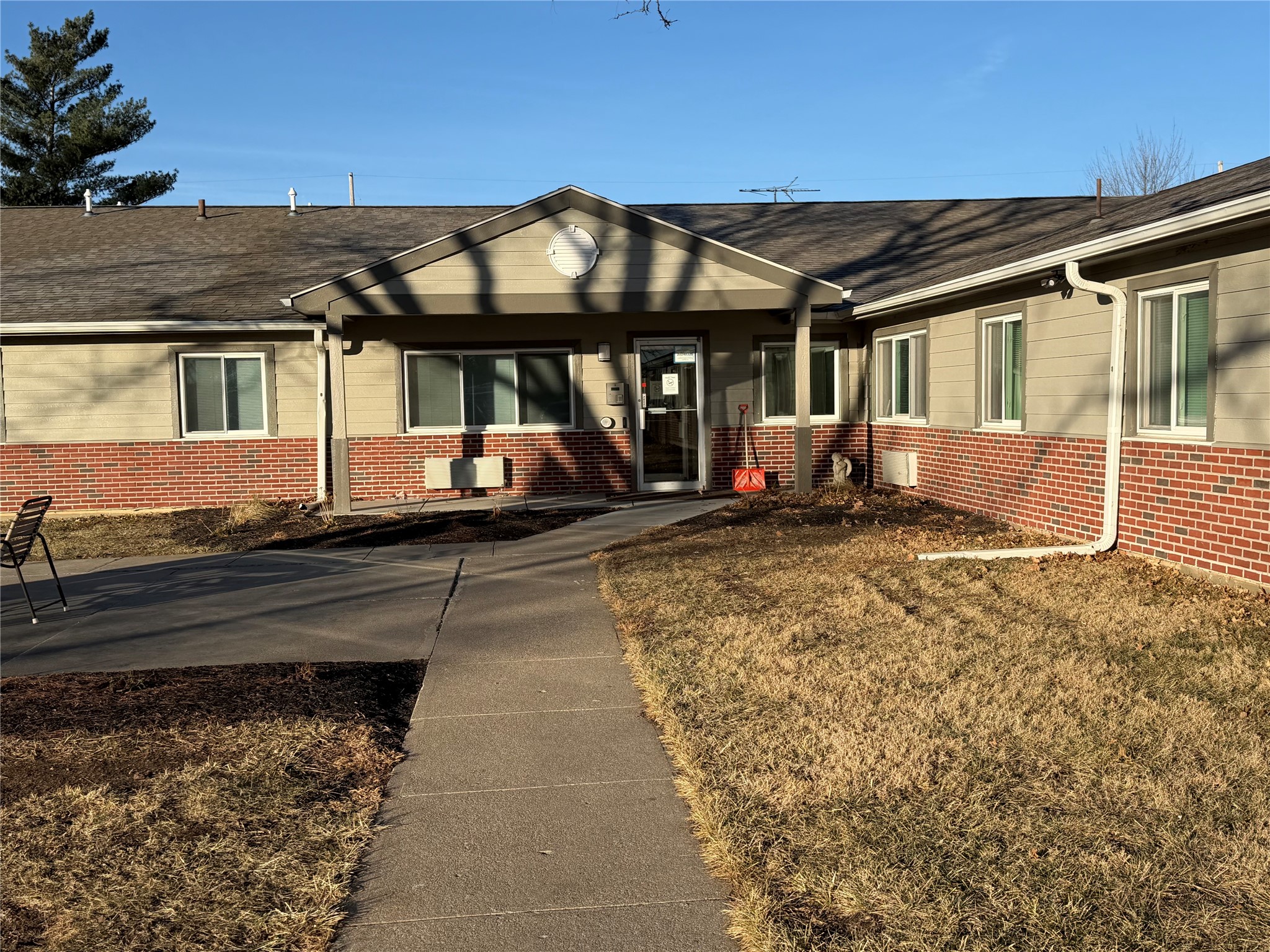 1700 Park Street Property Photo 4