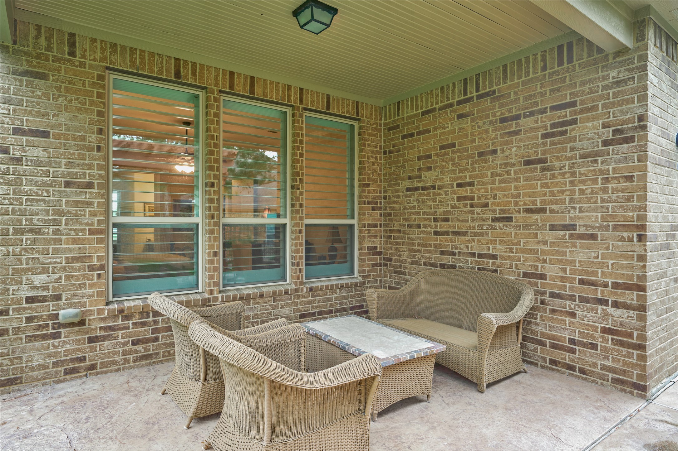 230 Connemara Drive Property Photo 5