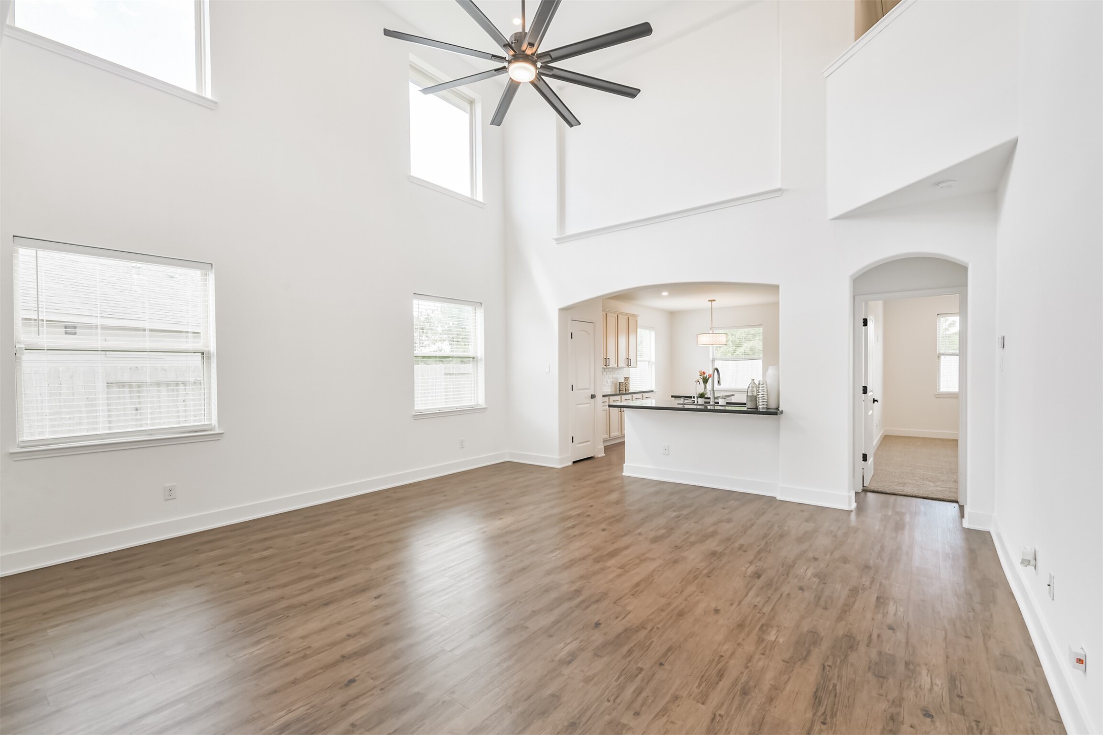 15203 Lake Powell Drive Property Photo 1