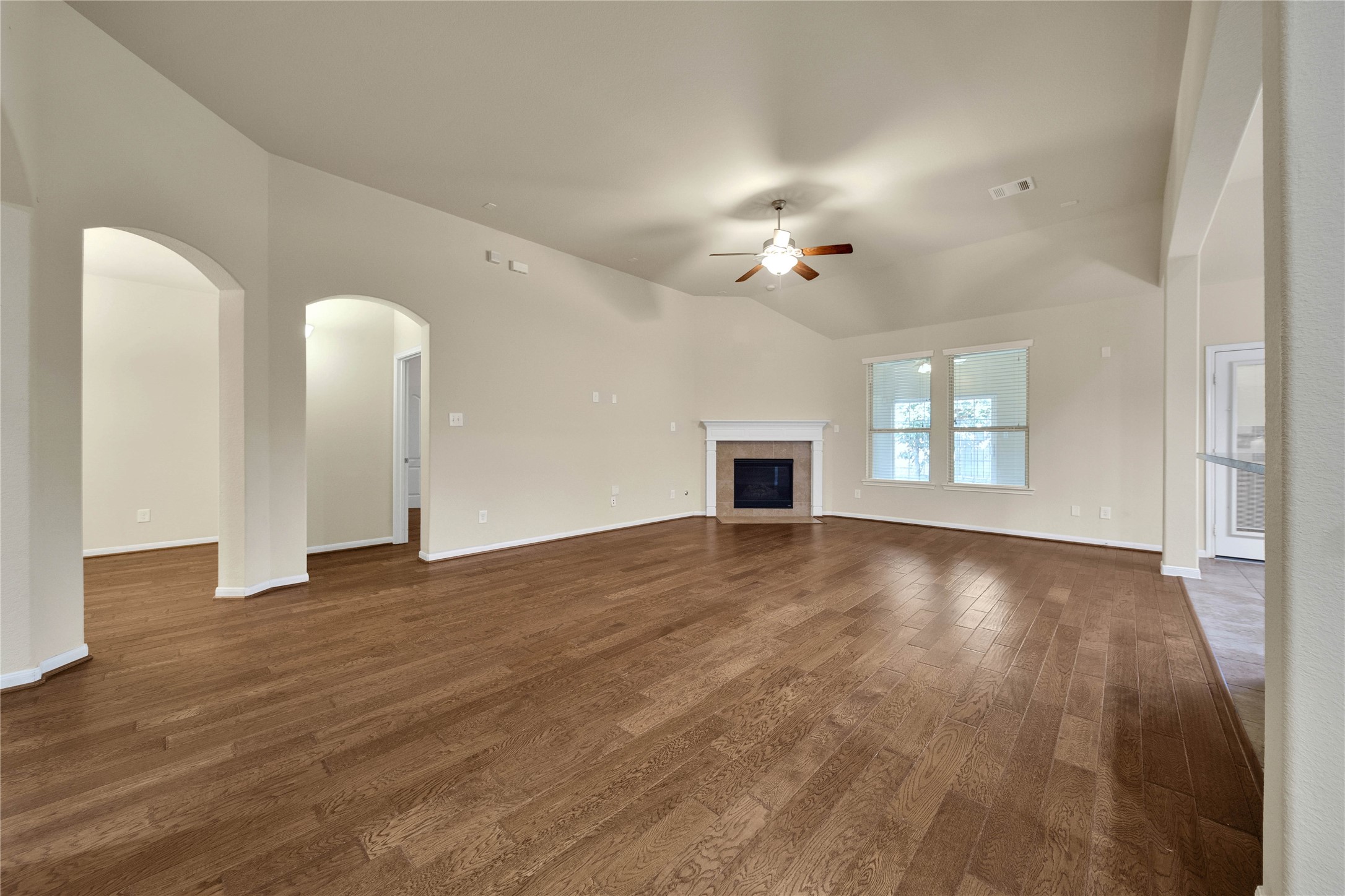 25208 Forest Ledge Dr Property Photo 12
