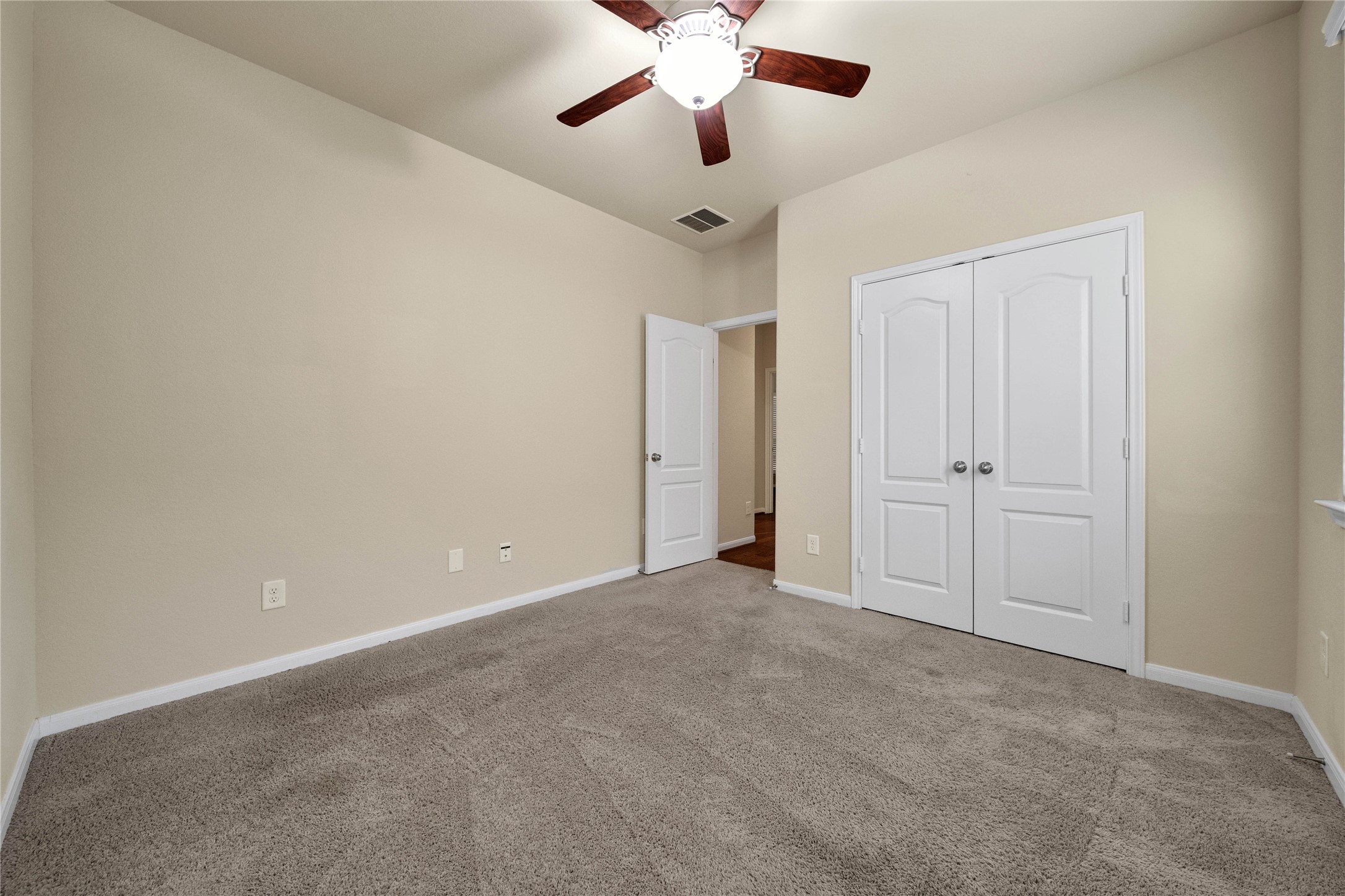 25208 Forest Ledge Dr Property Photo 32