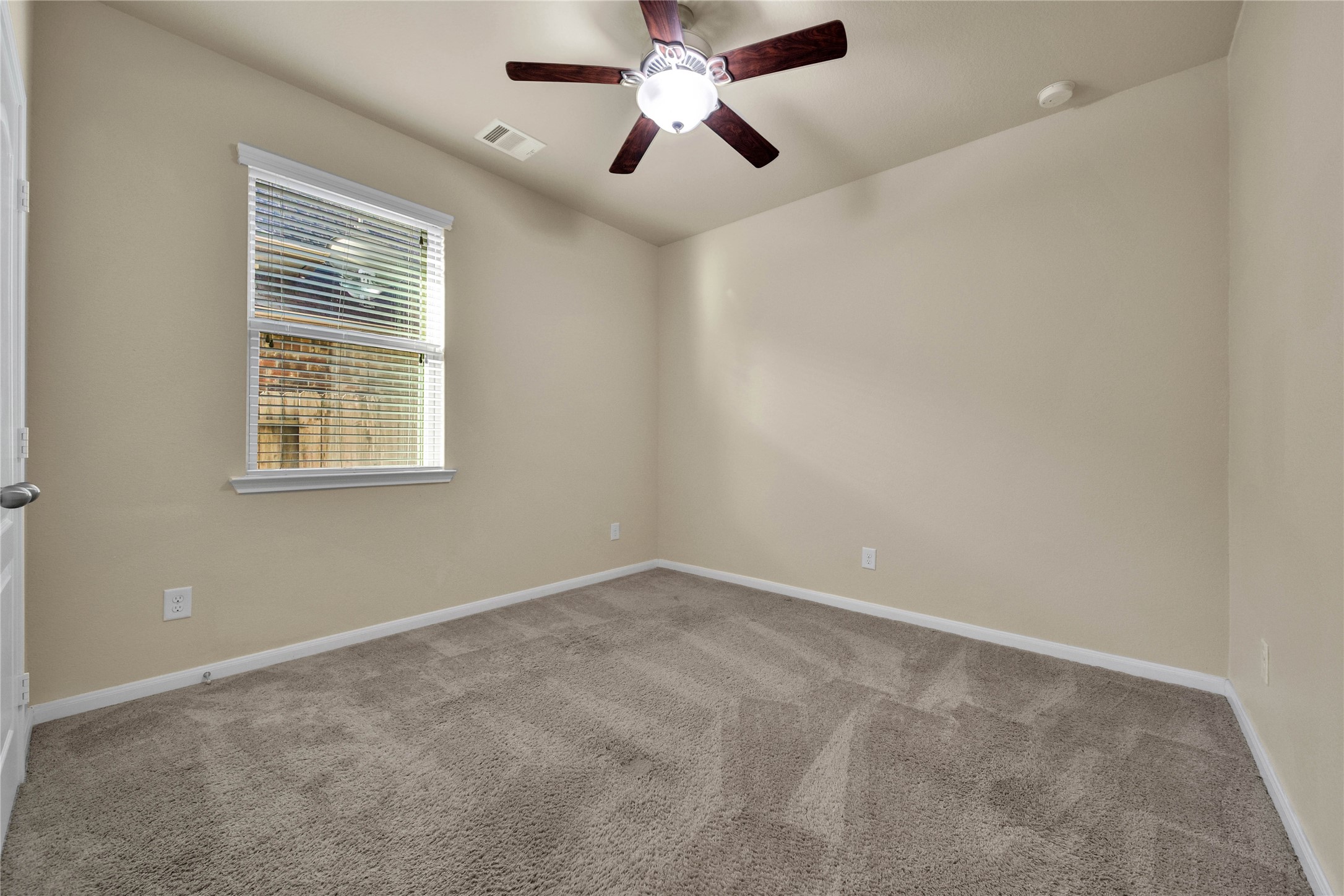 25208 Forest Ledge Dr Property Photo 33