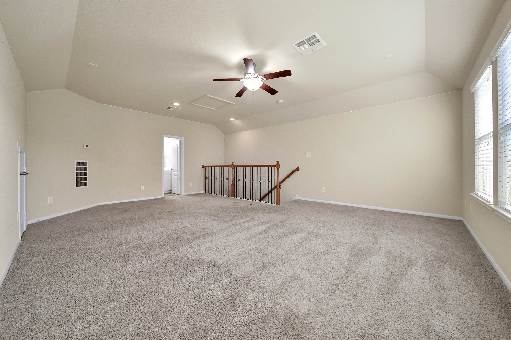 25208 Forest Ledge Dr Property Photo 38