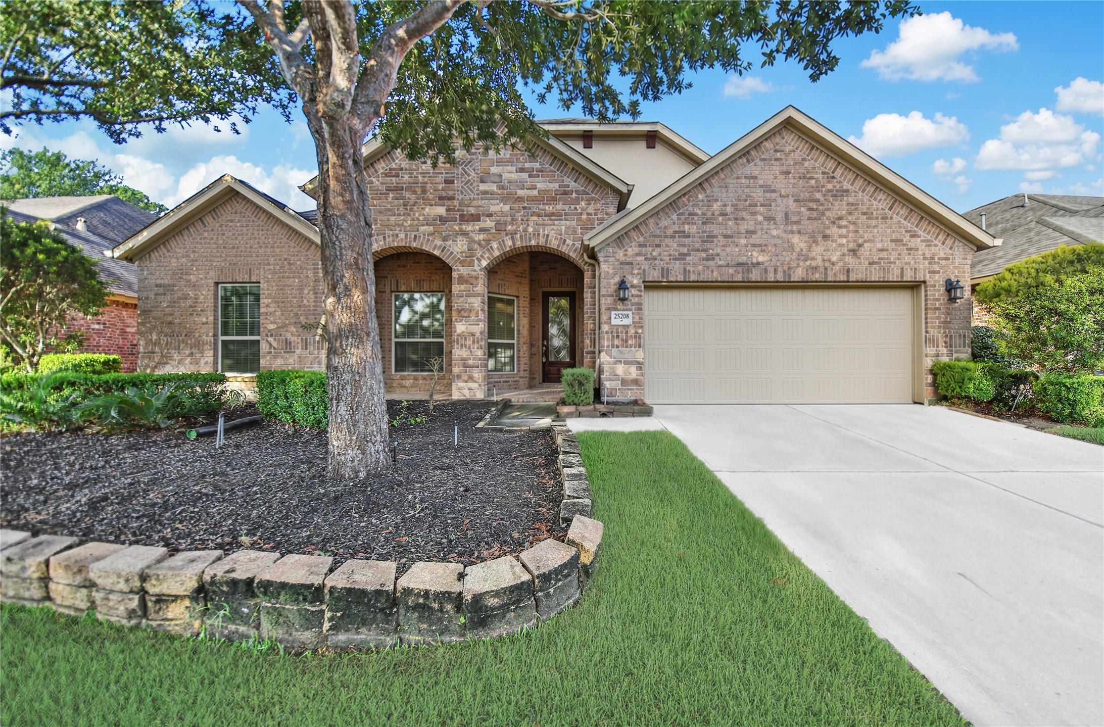 25208 Forest Ledge Dr Property Photo 42