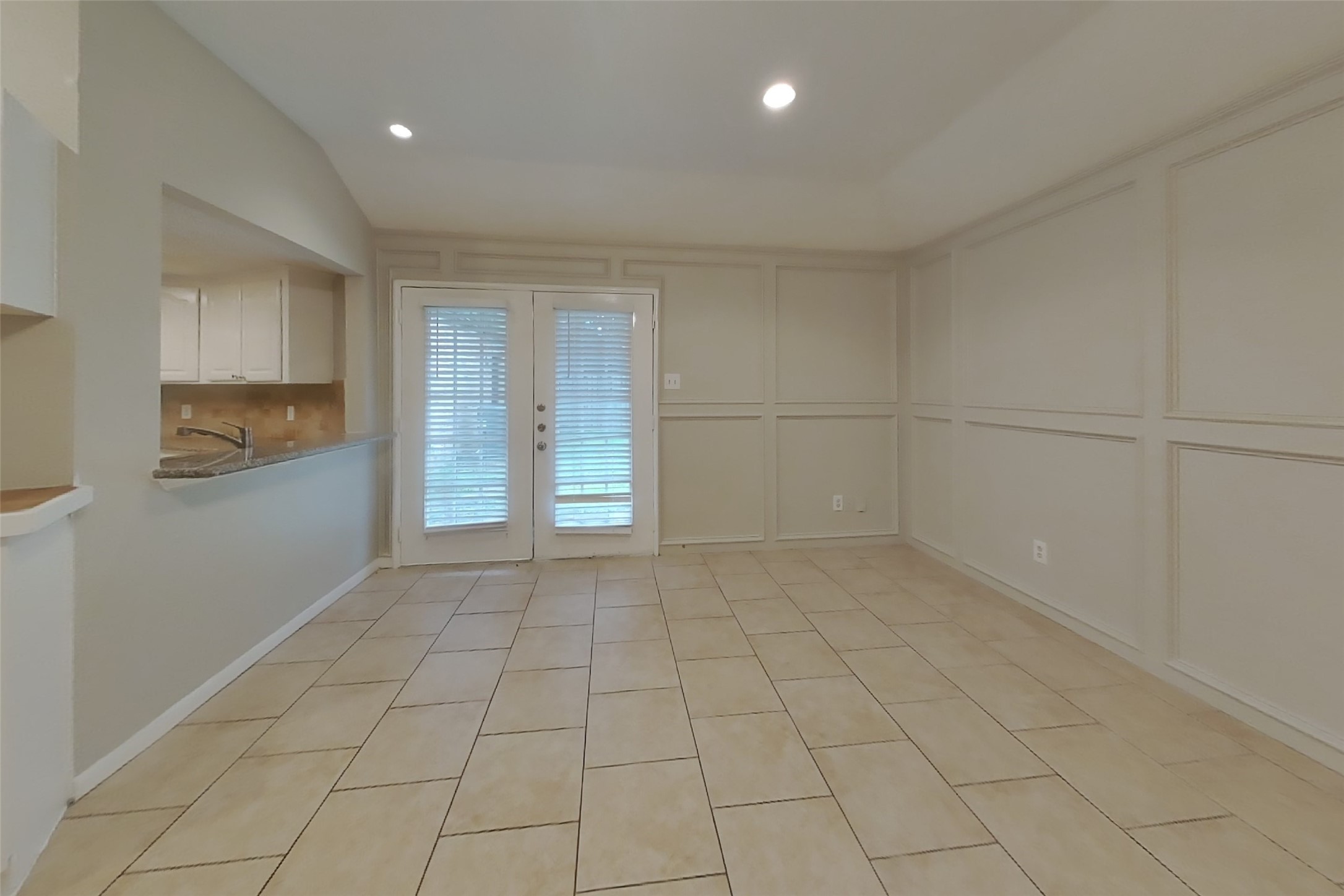 16726 Britford Property Photo 4