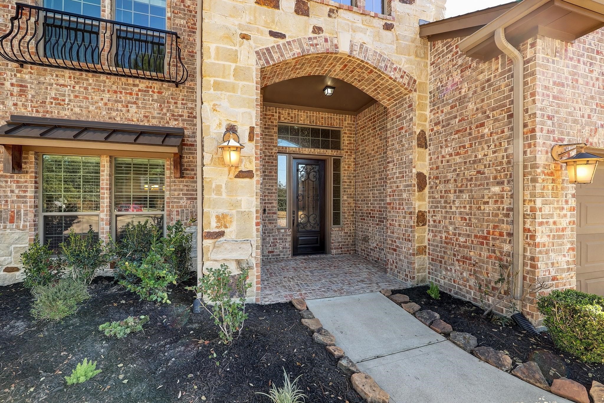 8338 Sedona Ridge Drive Property Photo 3