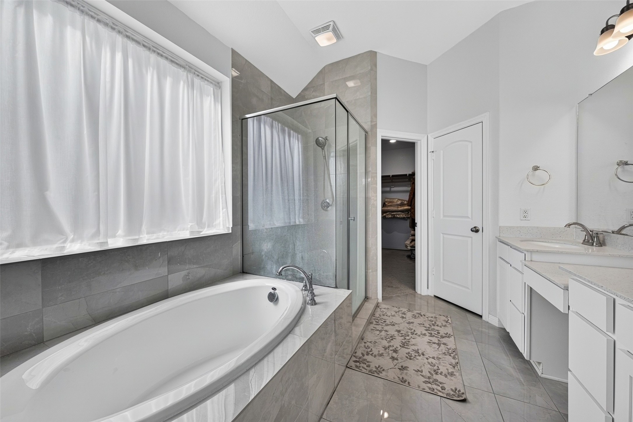 4103 Sherman Oak Lane Property Photo 23
