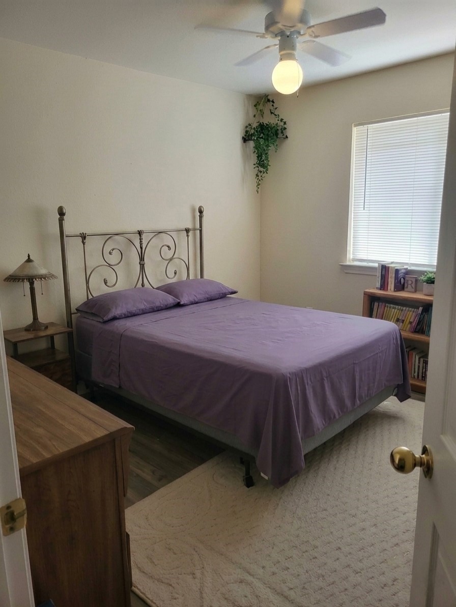 937 Crepe Myrtle Street Property Photo 6