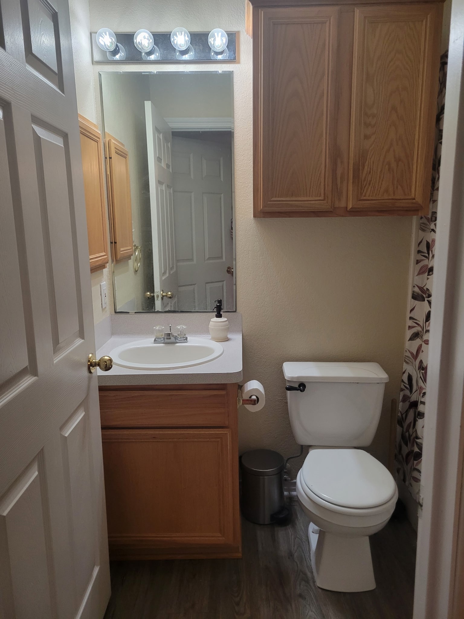 937 Crepe Myrtle Street Property Photo 8