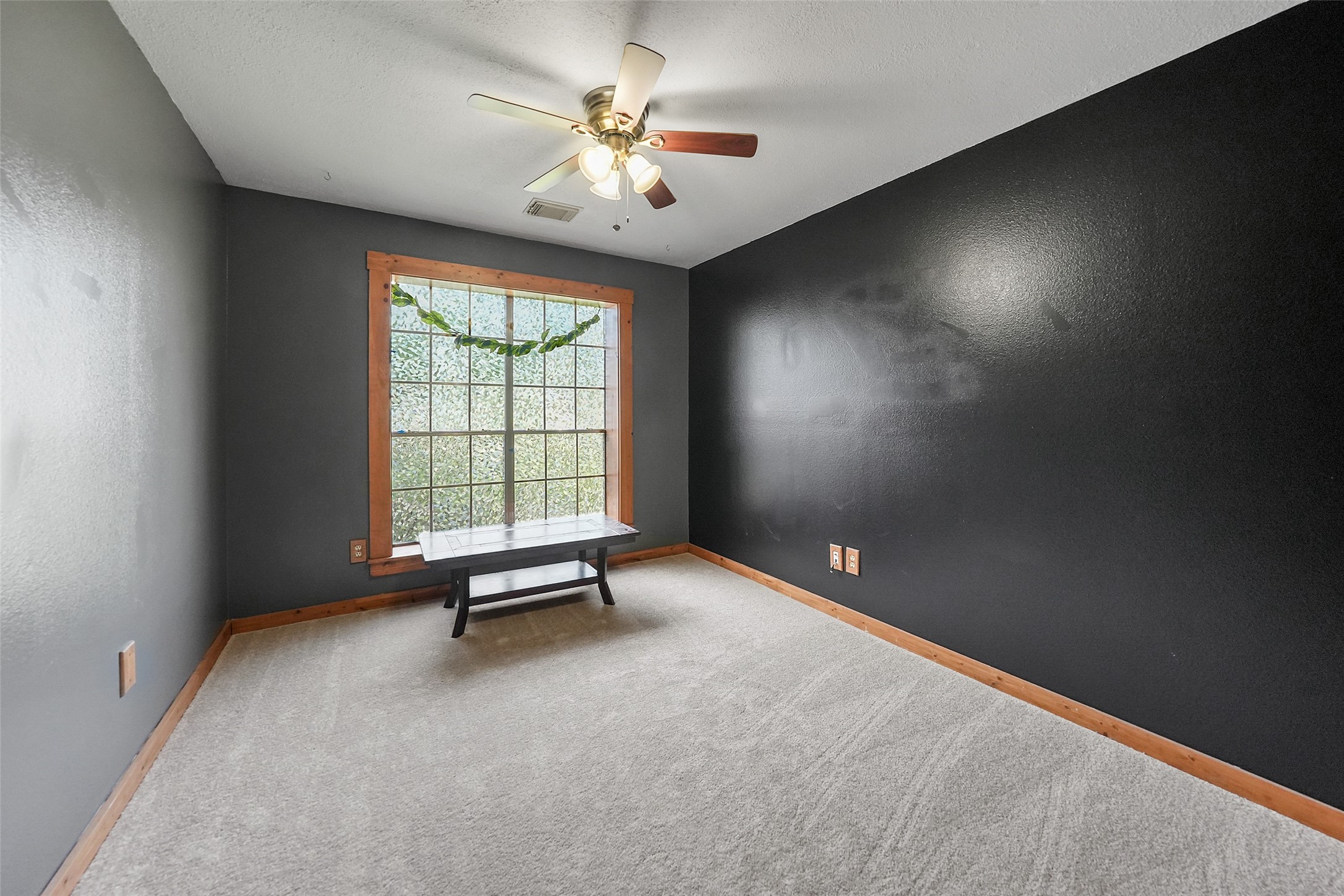 929 N Rivershire Drive Property Photo 11