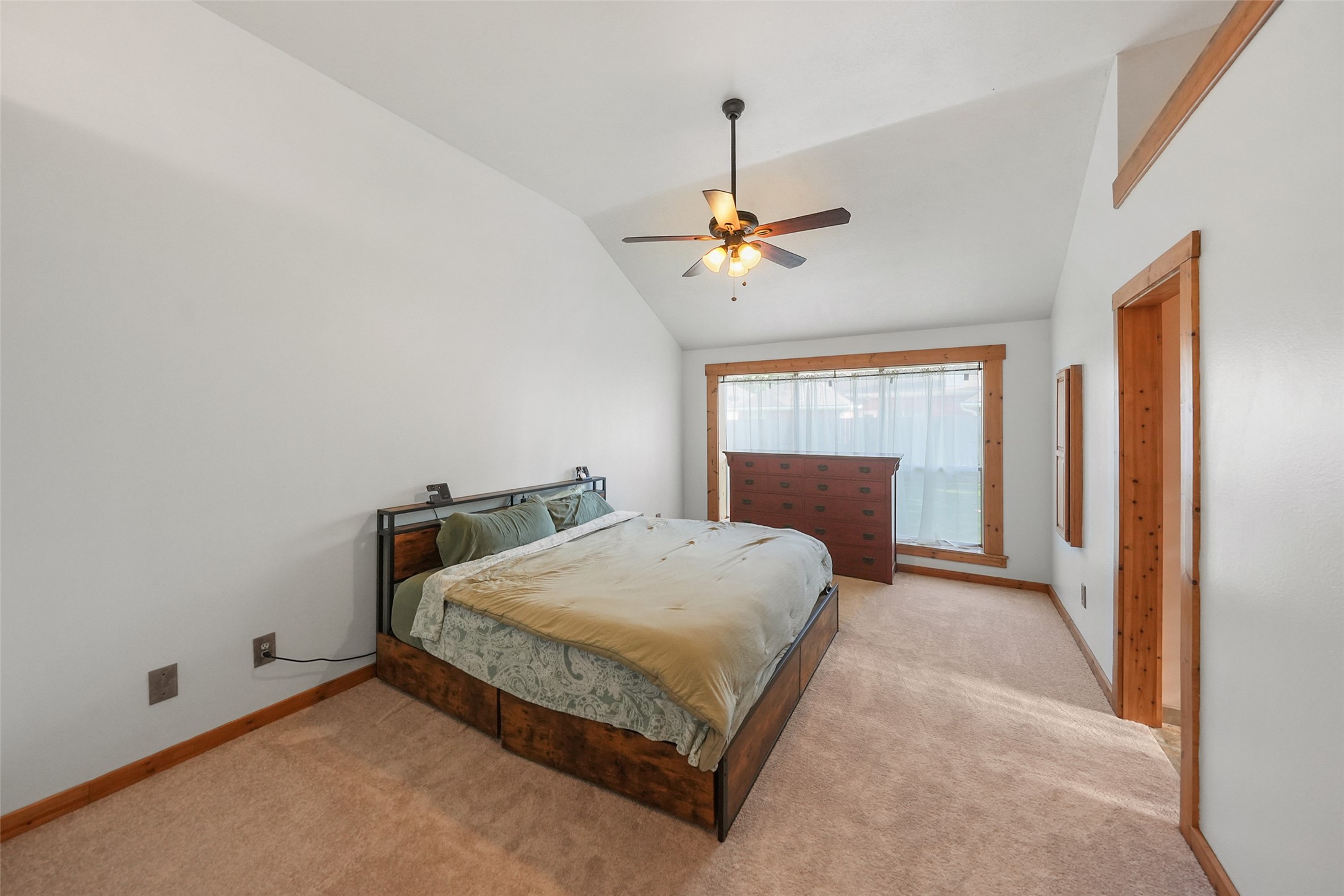 929 N Rivershire Drive Property Photo 12